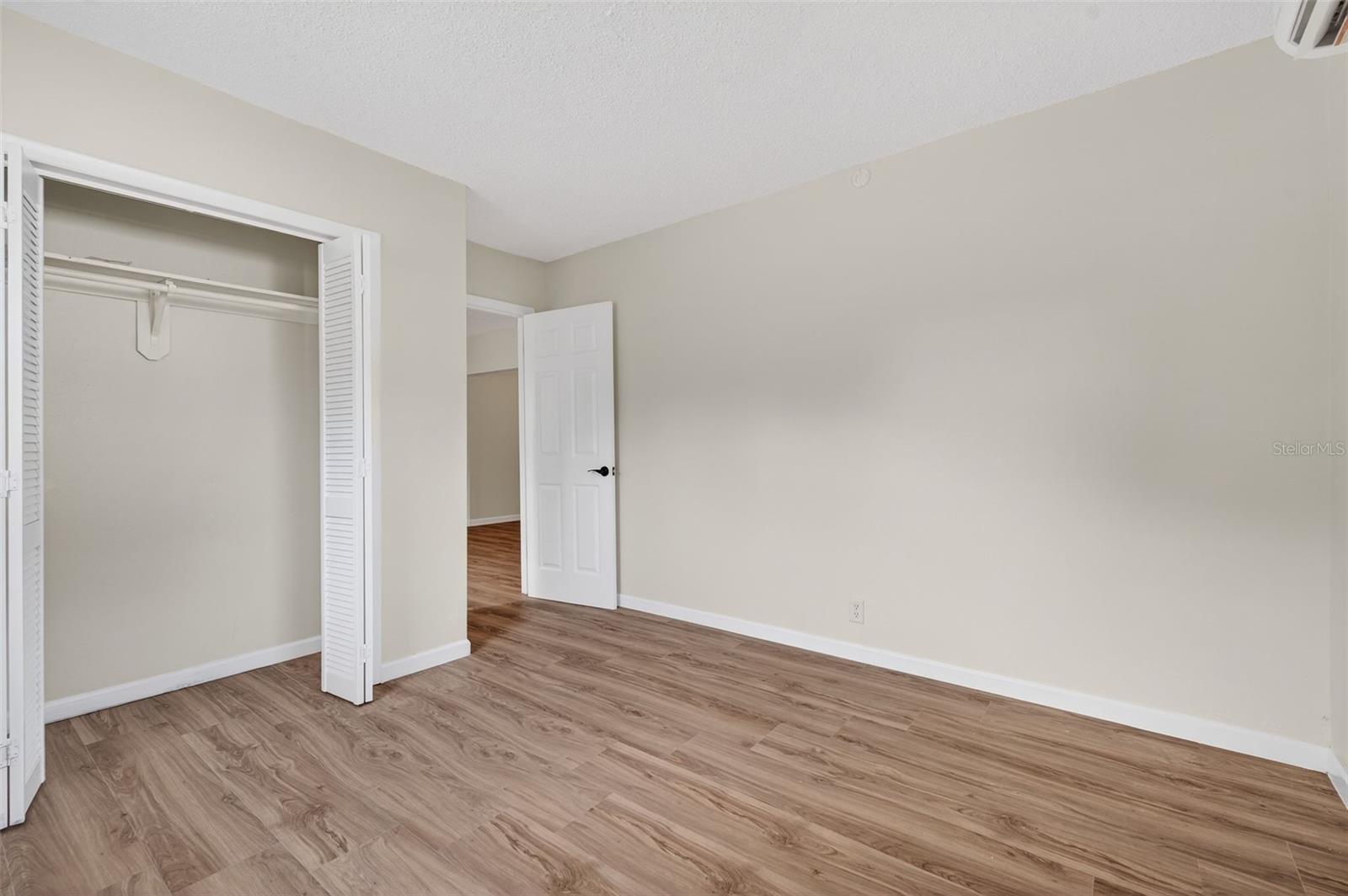 PINE LAKE PARK - Residential Lease