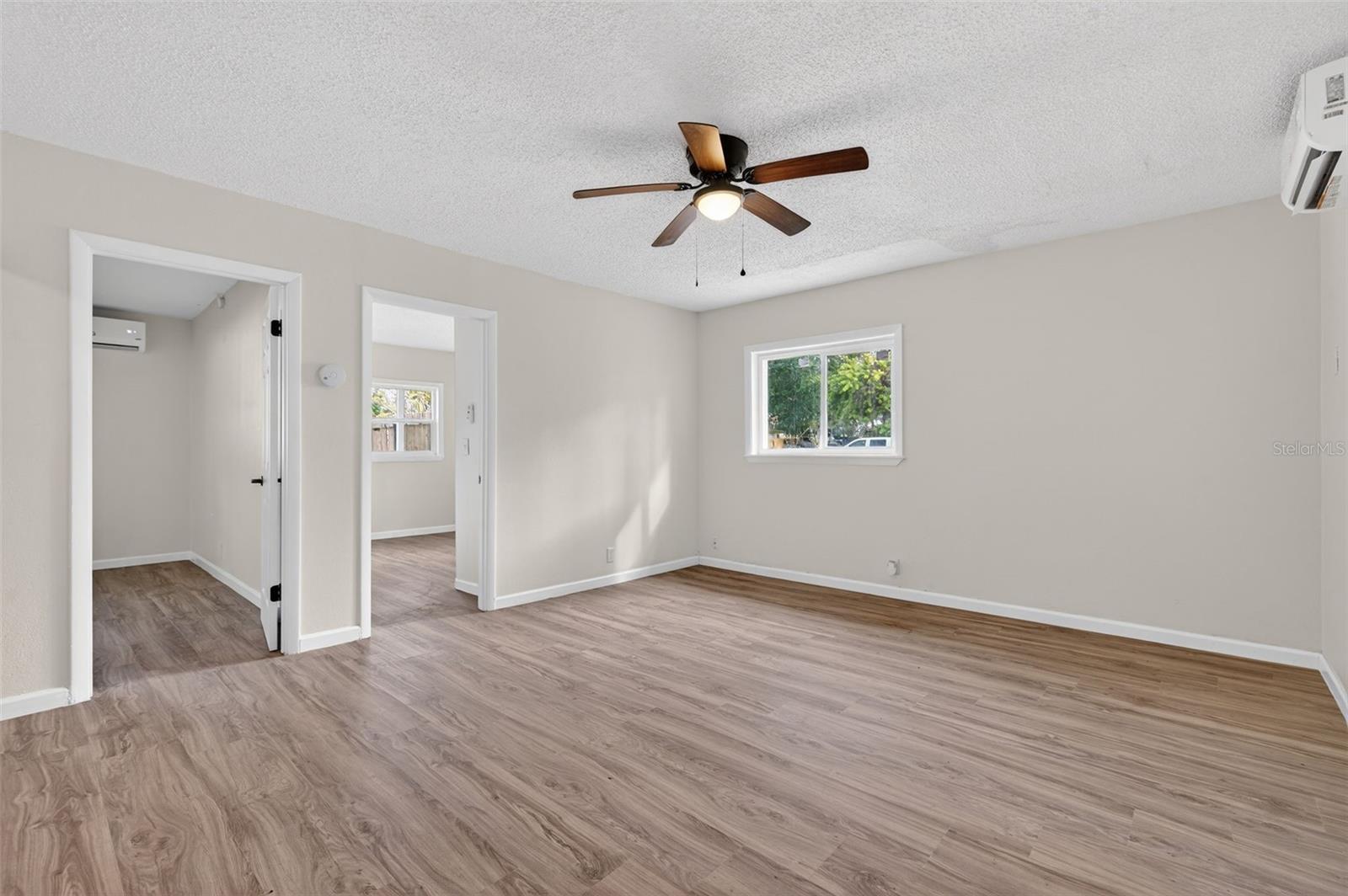 PINE LAKE PARK - Residential Lease