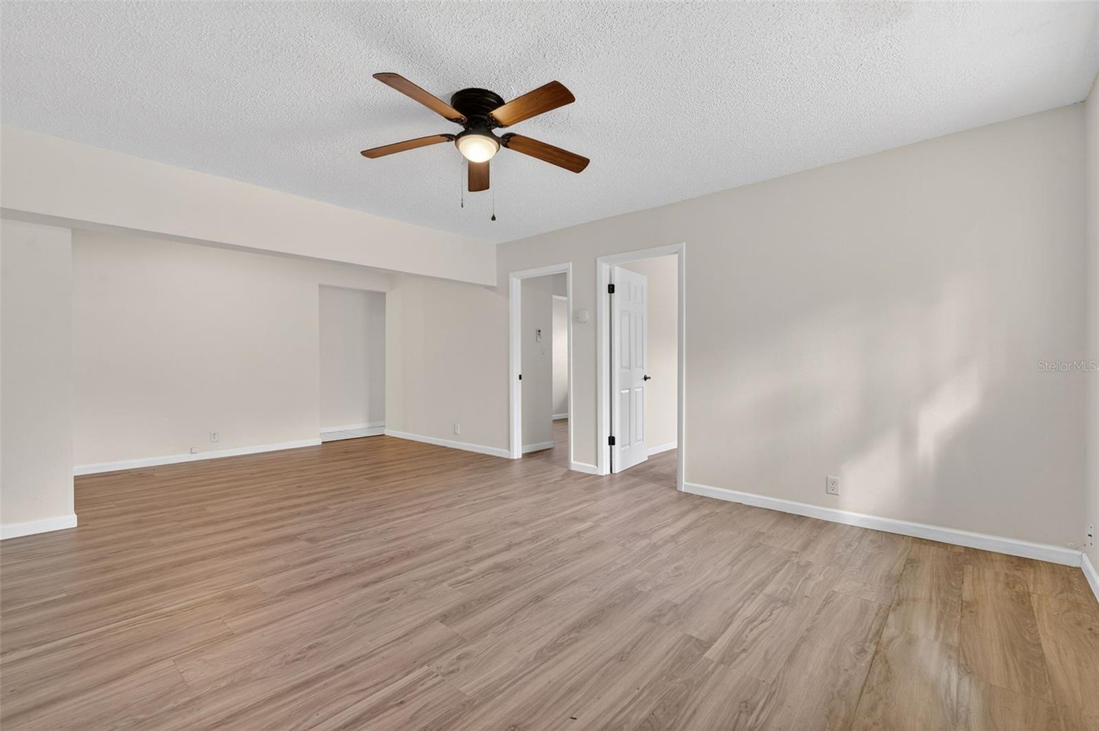 PINE LAKE PARK - Residential Lease