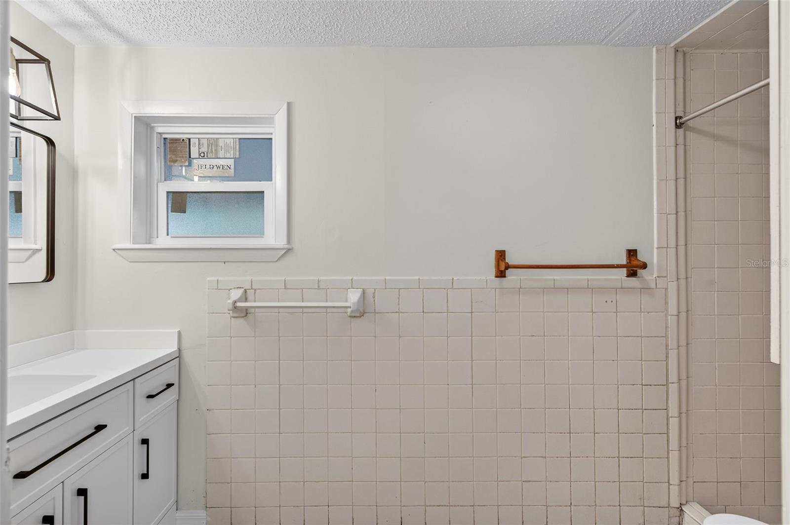 PINE LAKE PARK - Residential Lease