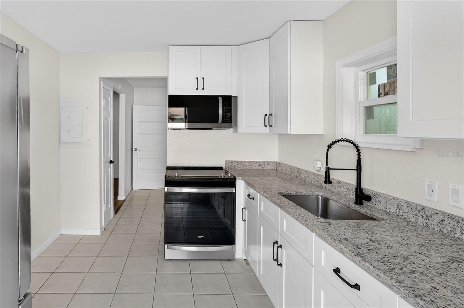 PINE LAKE PARK - Residential Lease