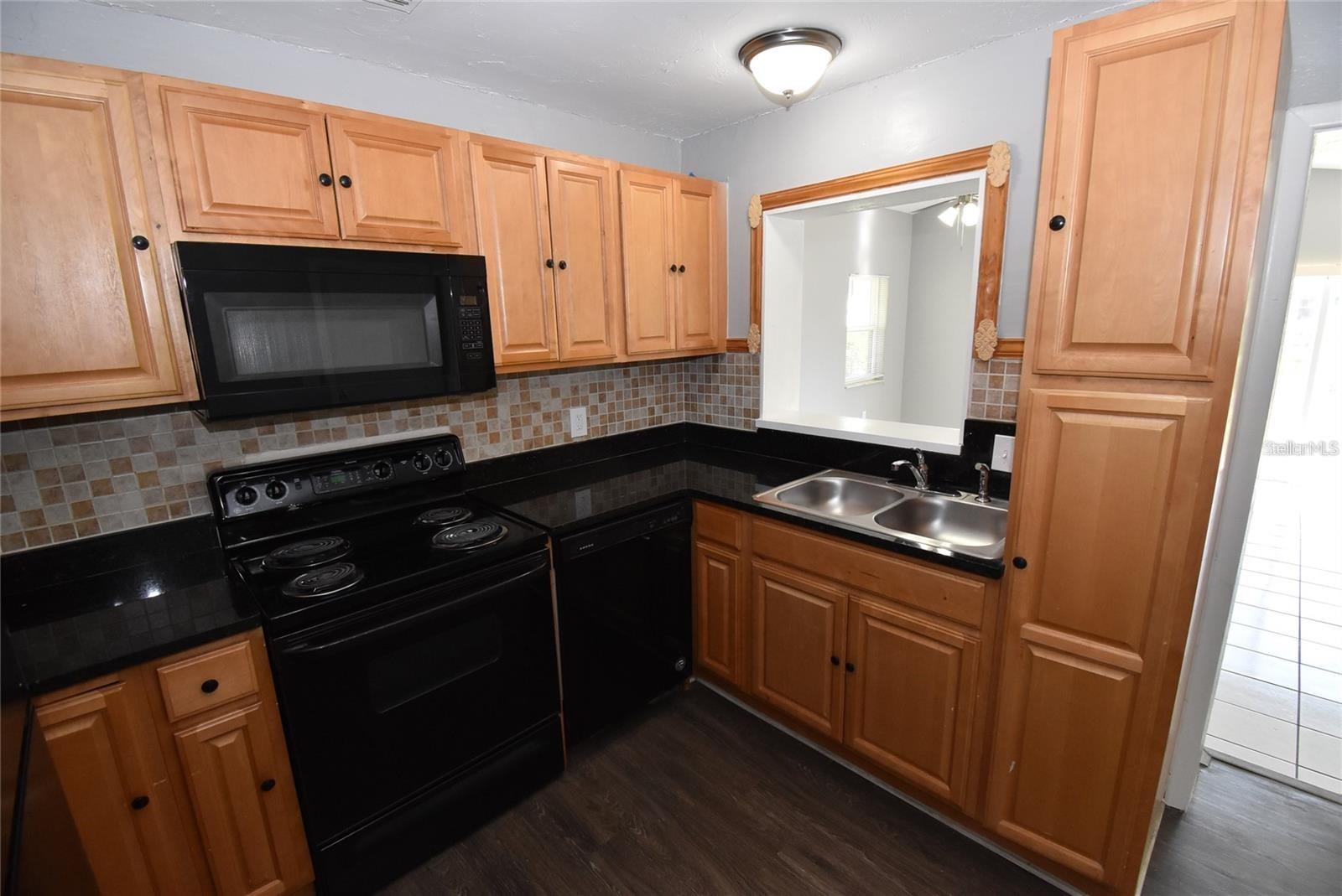 VENICE ESTATES SUB - Residential