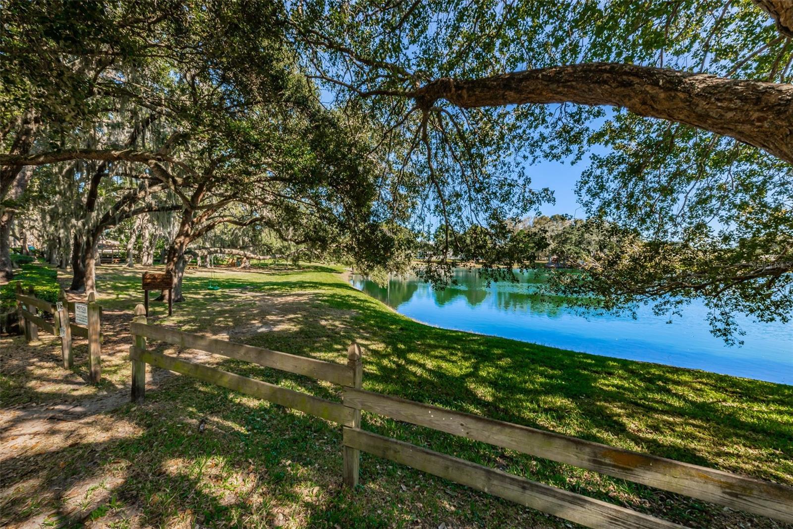 LAKE VALENCIA - - Residential