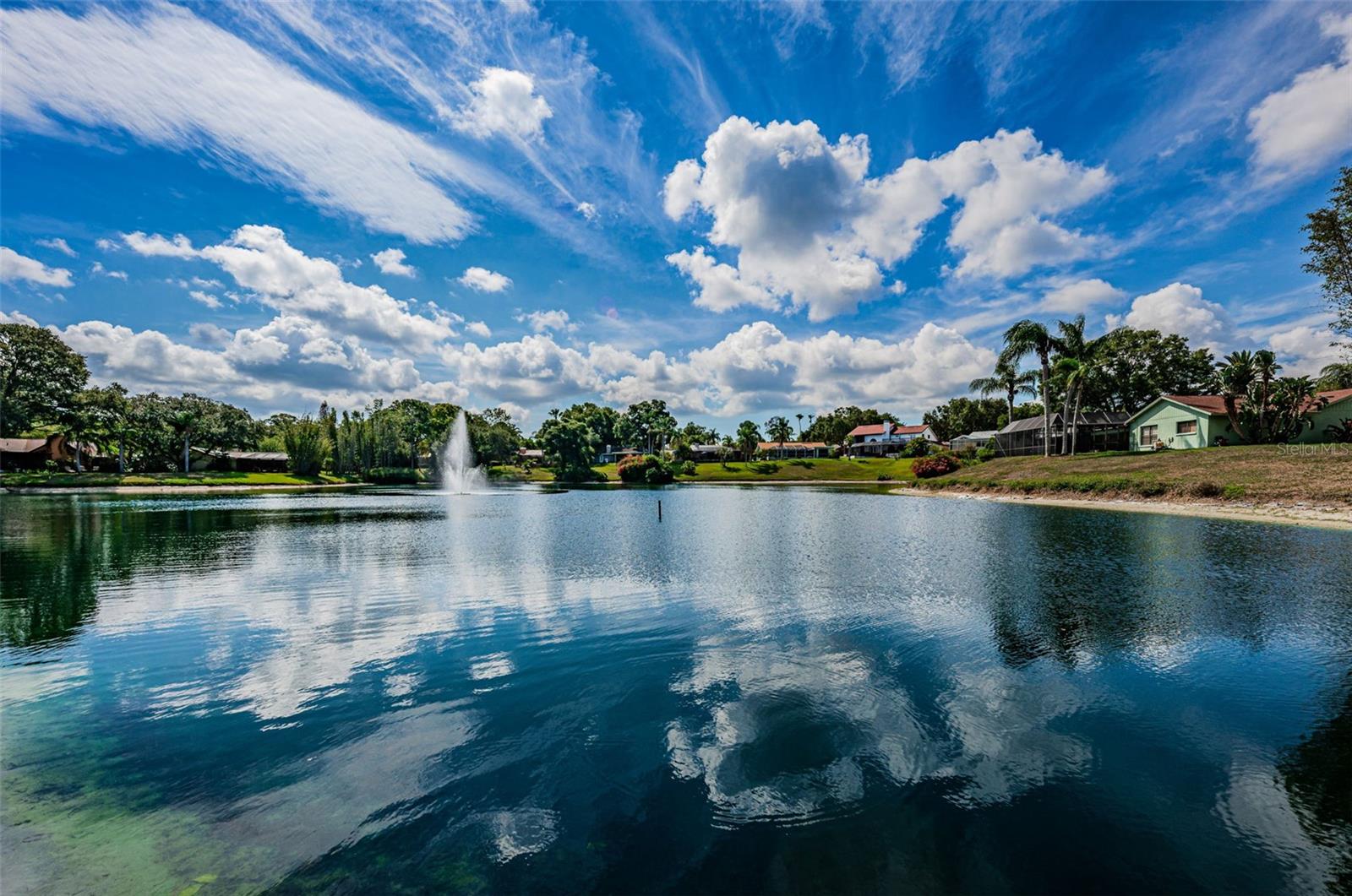 LAKE VALENCIA - - Residential