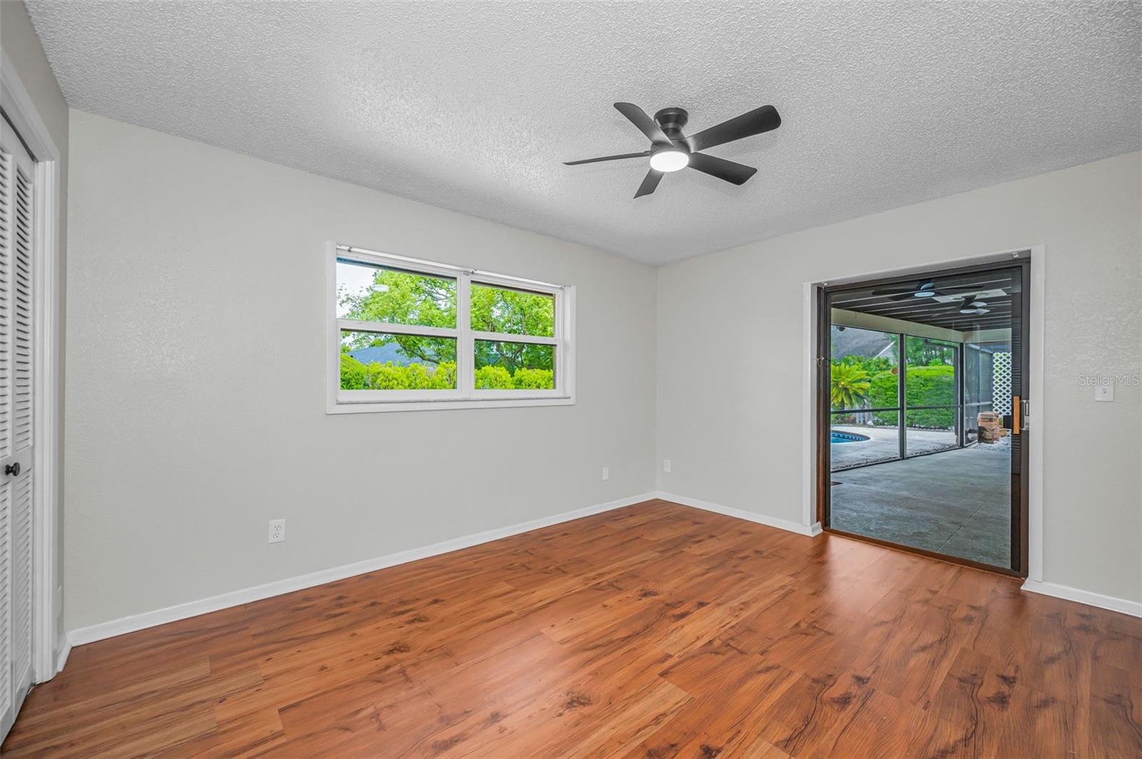LAKE VALENCIA - - Residential