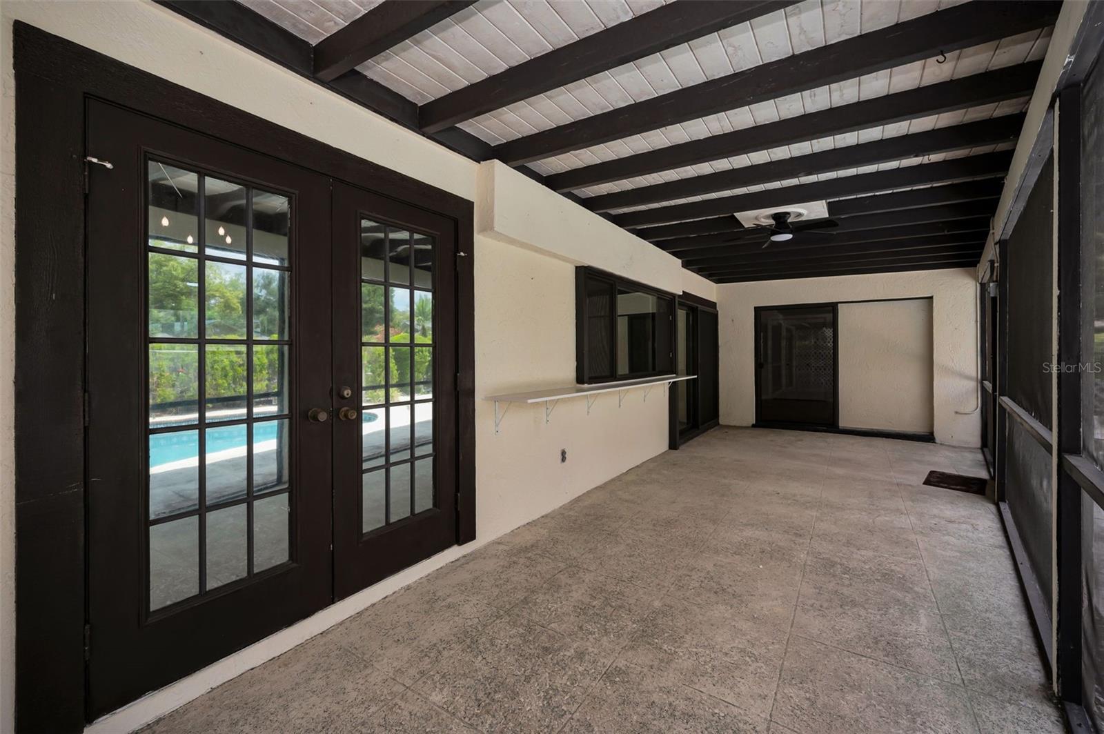 LAKE VALENCIA - - Residential