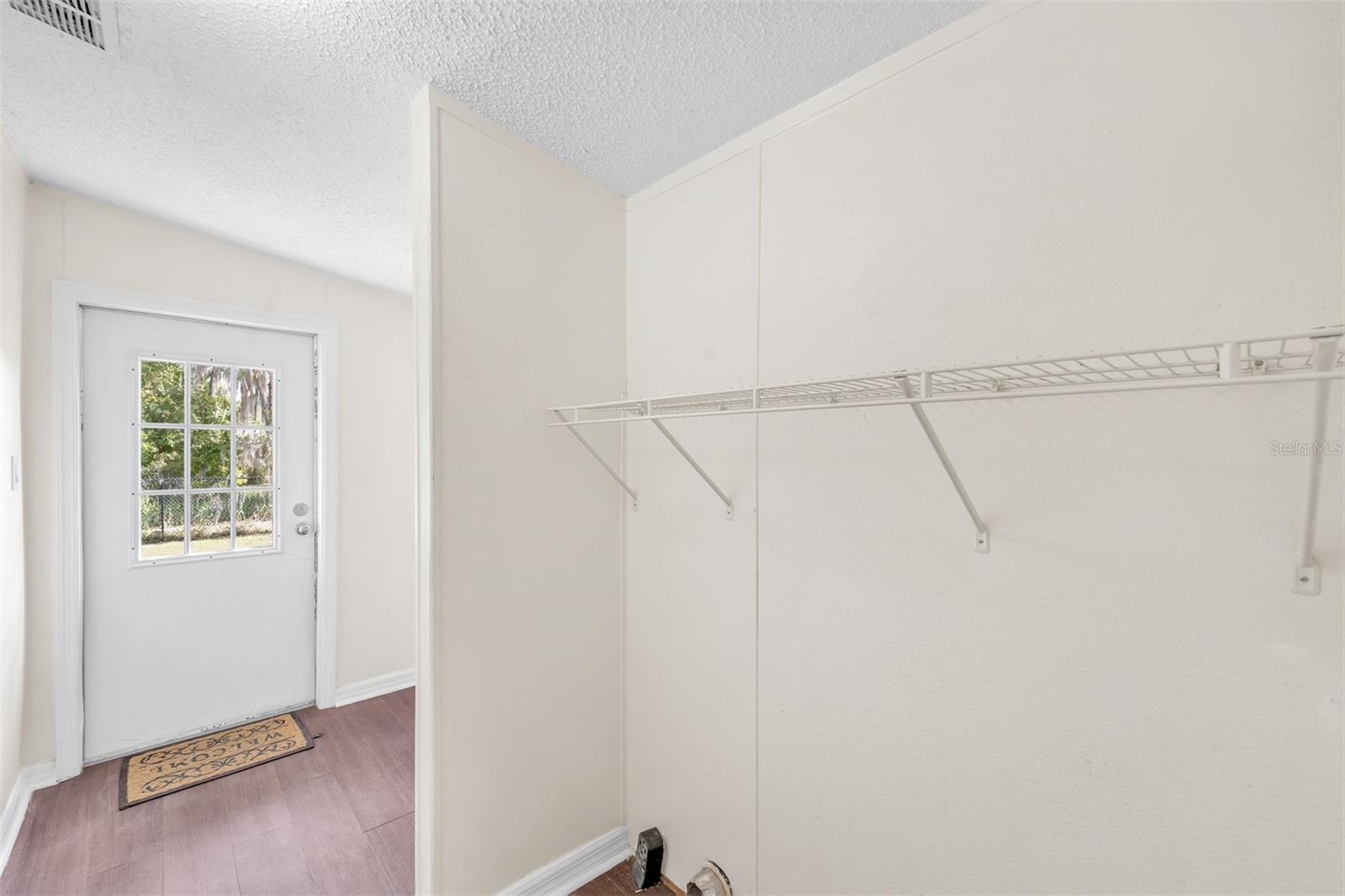 FUDDPUCKER FARMS - Residential