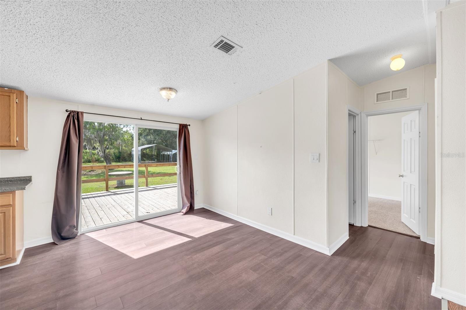 FUDDPUCKER FARMS - Residential