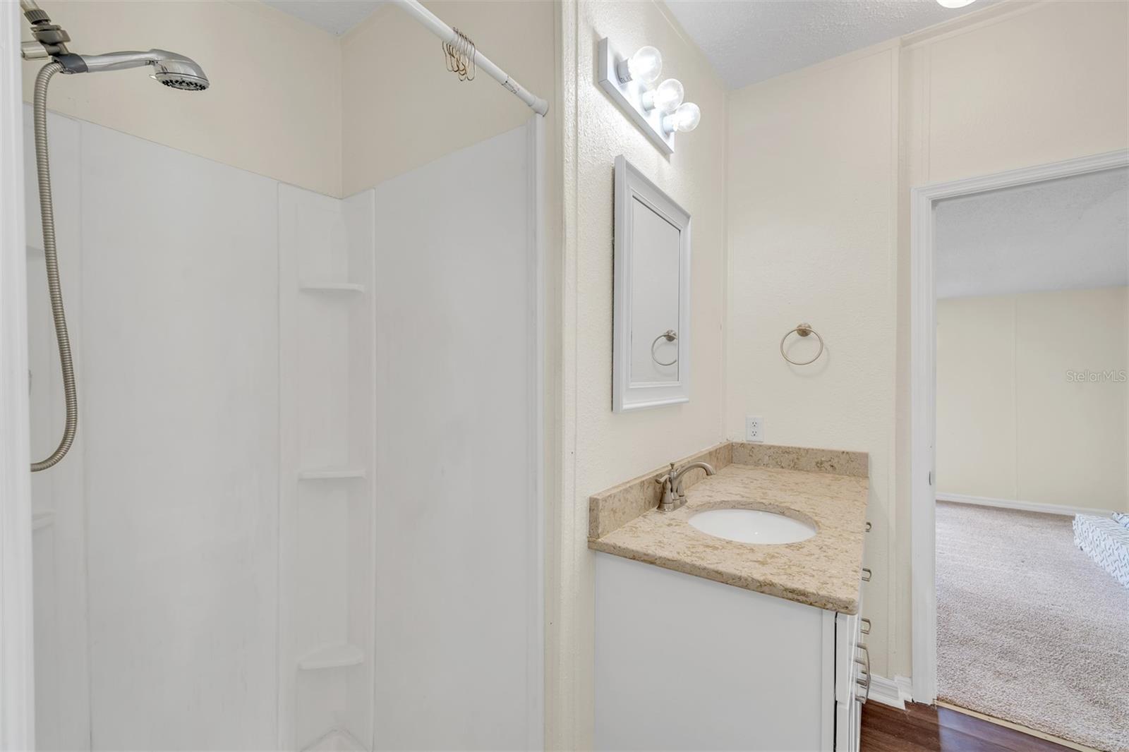 FUDDPUCKER FARMS - Residential