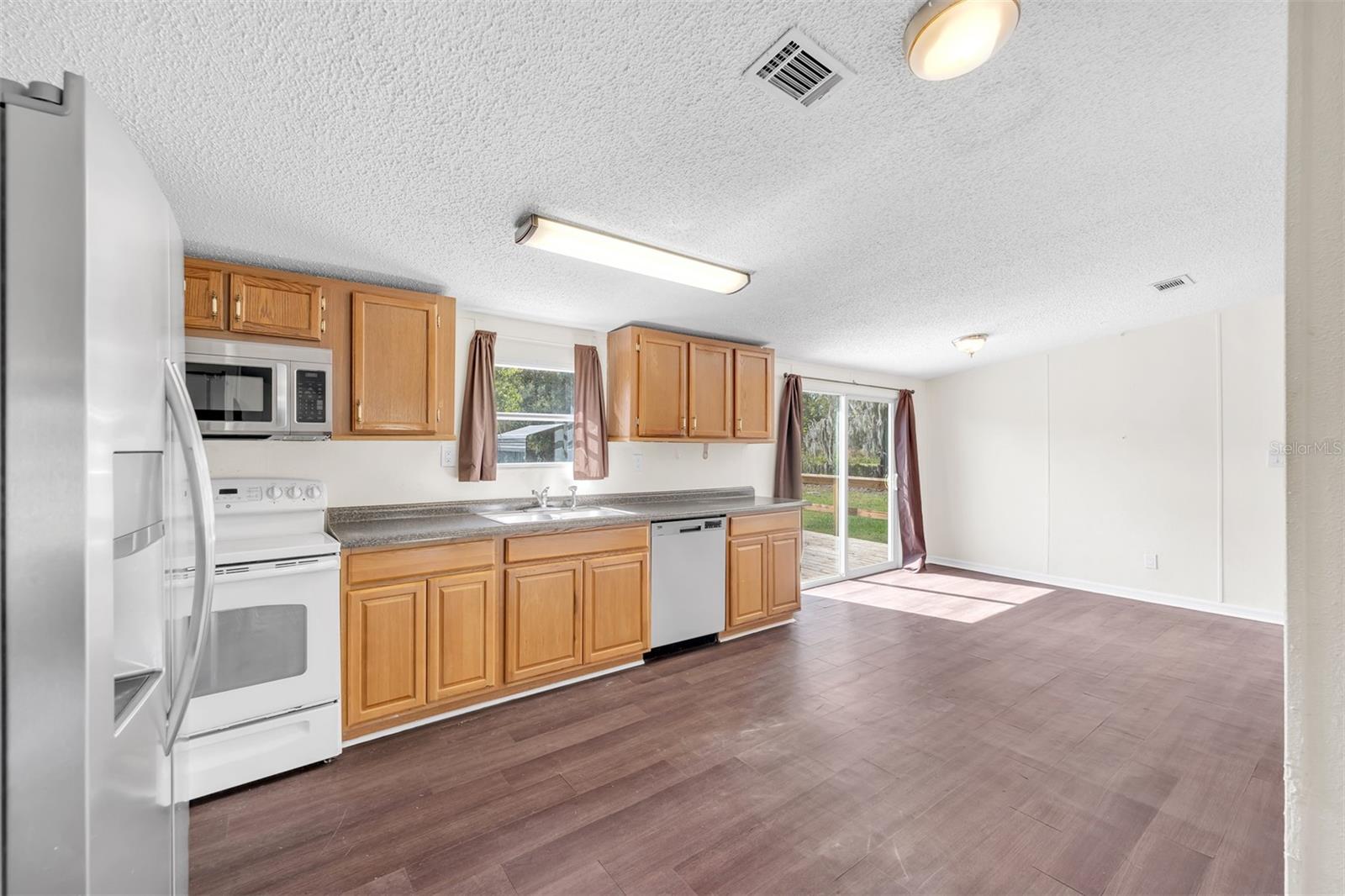 FUDDPUCKER FARMS - Residential