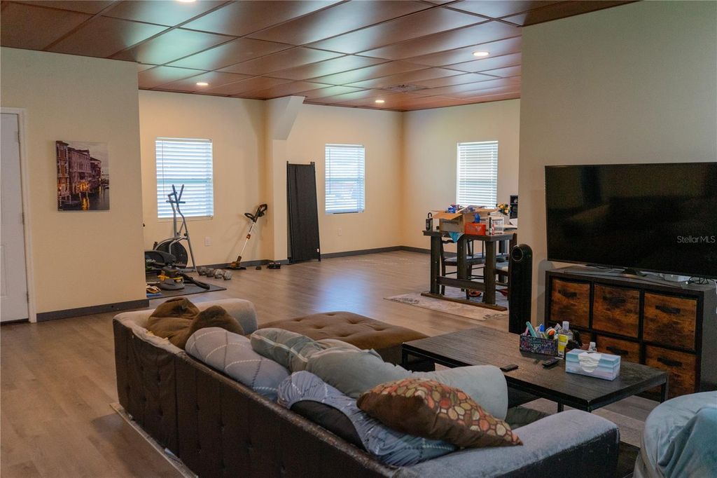 Photo of 5812 Flori Lane, Orlando, FL 32808 (MLS # O6345831)