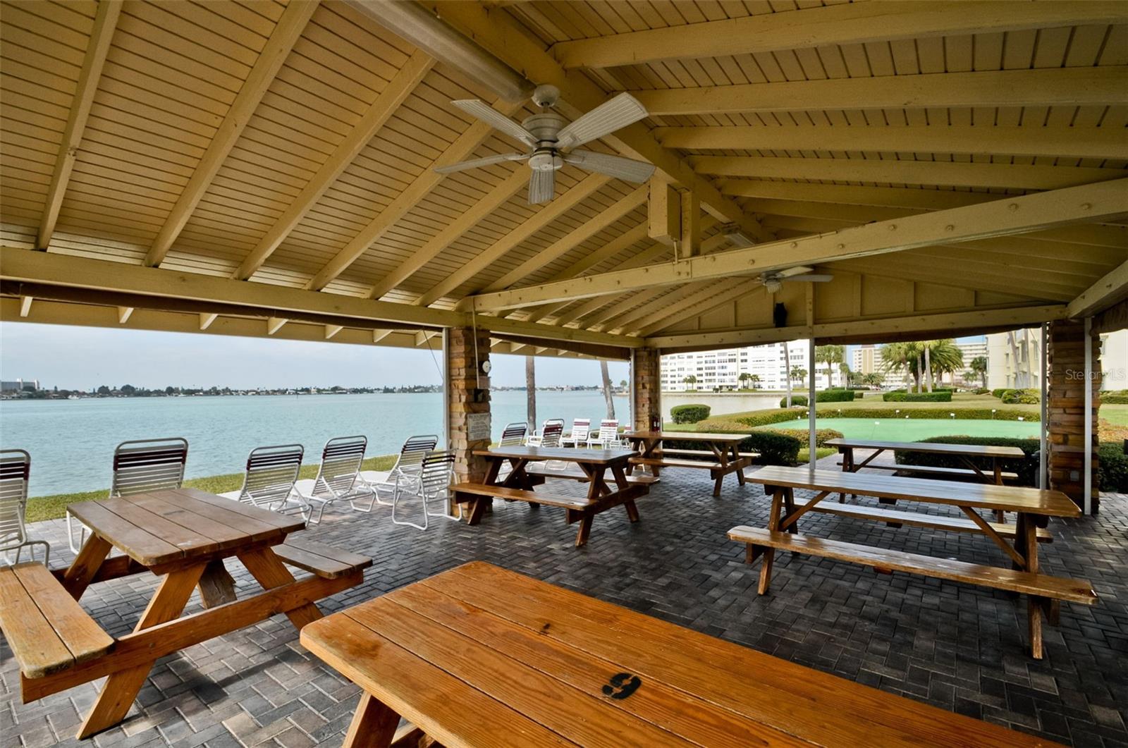 COLUMBIA TOWERS CONDO - Residential