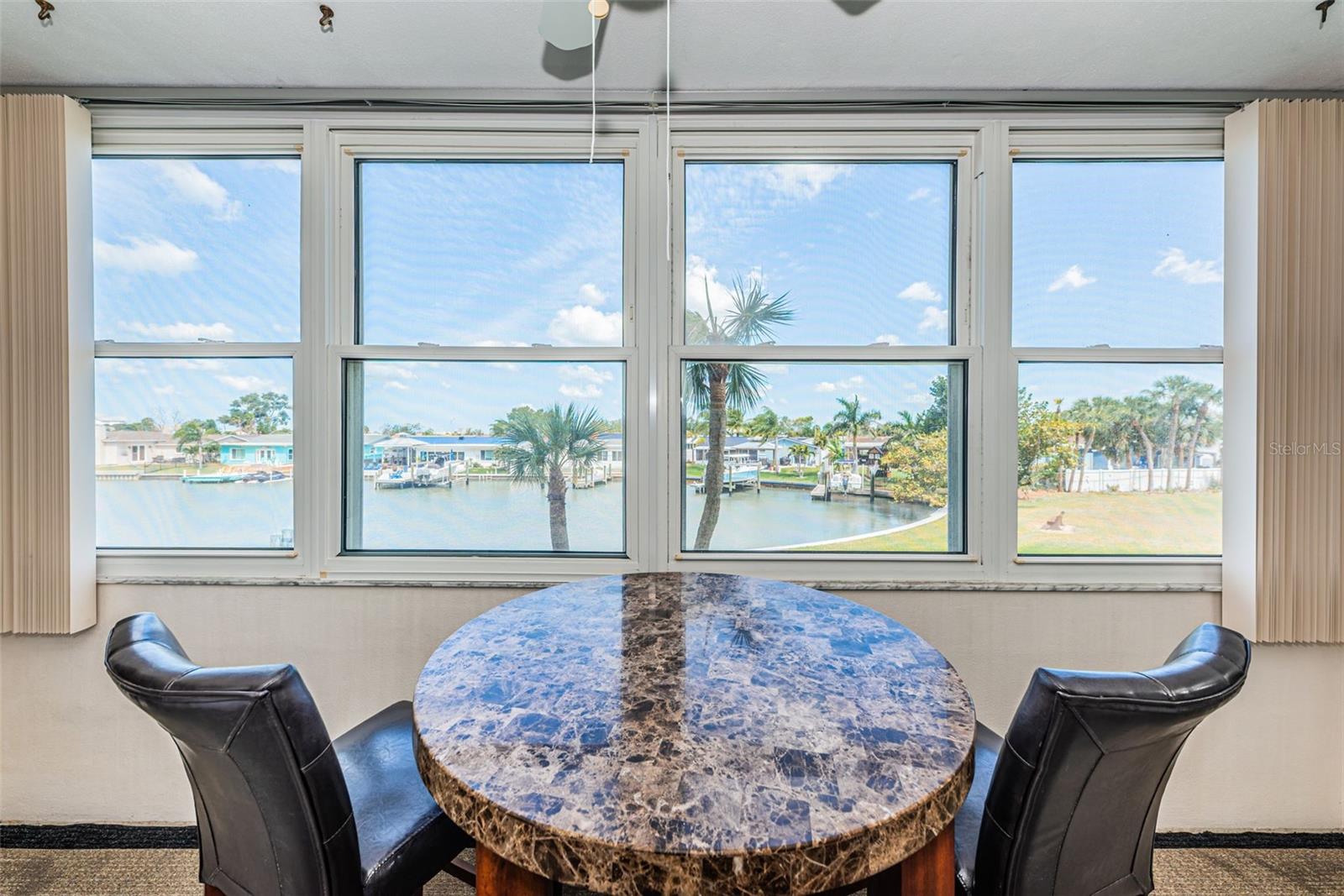 COLUMBIA TOWERS CONDO - Residential