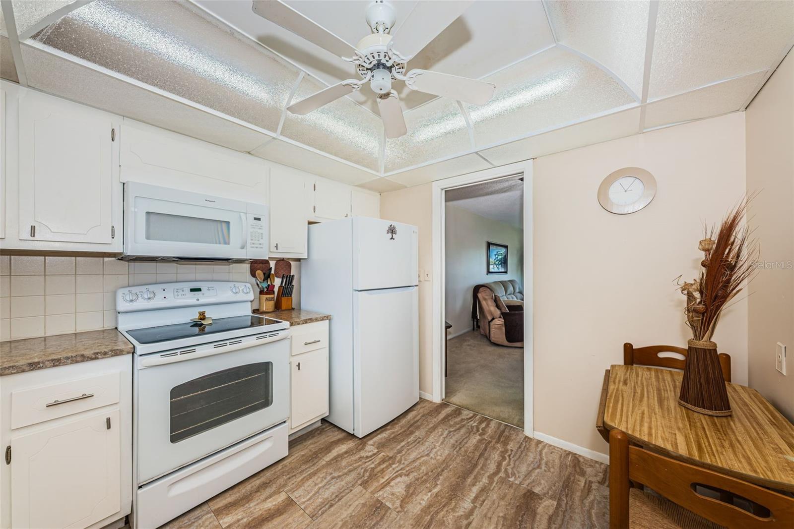 COLUMBIA TOWERS CONDO - Residential