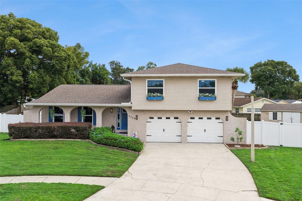Photo of 2228 King Charles Court, Winter Park, FL 32792 (MLS # O6434929)