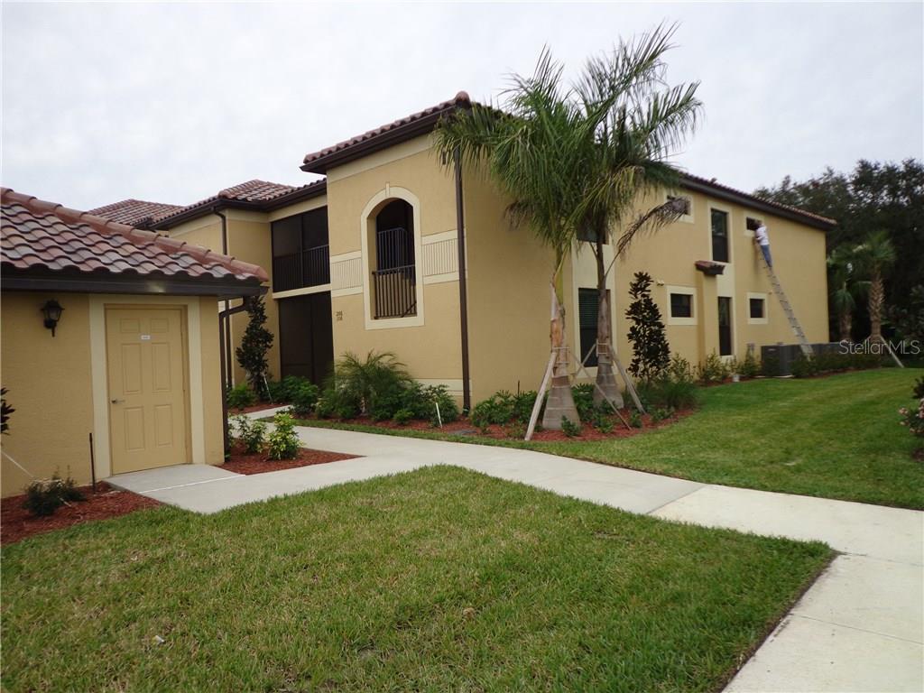 Nicely furnished first floor Veranda, end corner unit next to community pool. This unit is a 2 bedroom with a den with pull out couch for extra sleeping area. Very bright unit as this is an end unit with extra windows. Great spacious two outside screened lanai areas one in the front, and one in the back of the unit. This unit does offer a 1 car detached garage. Available for the 2026 Prime season with full golf membership.