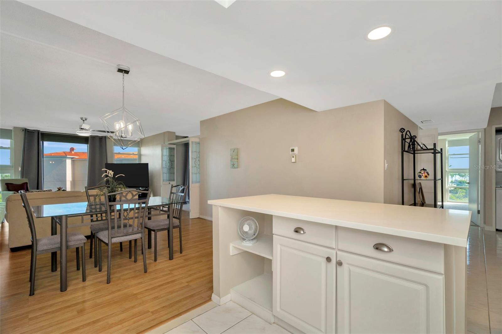 BAY ISLAND GROUP 1 - Residential Lease