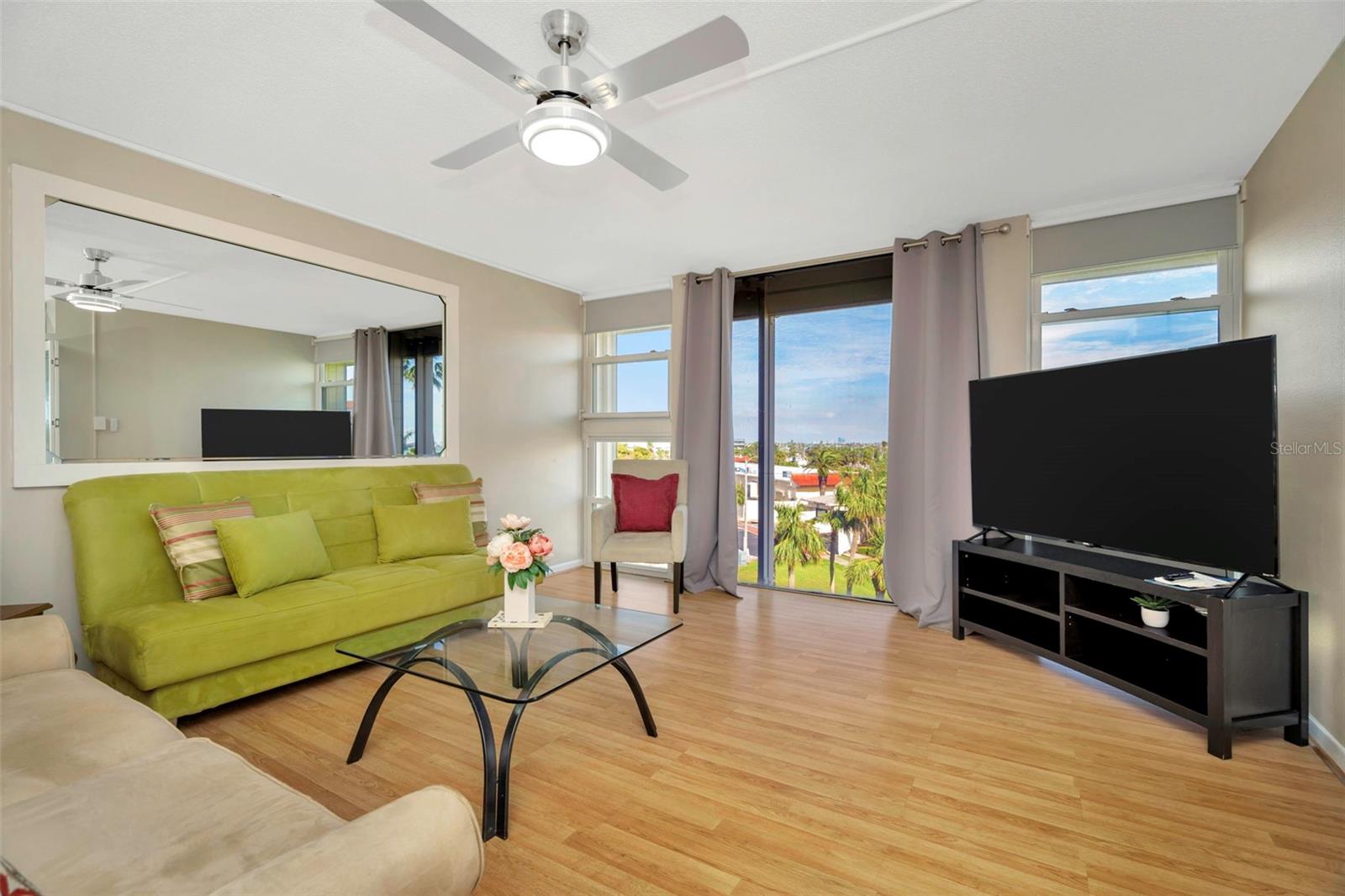 BAY ISLAND GROUP 1 - Residential Lease