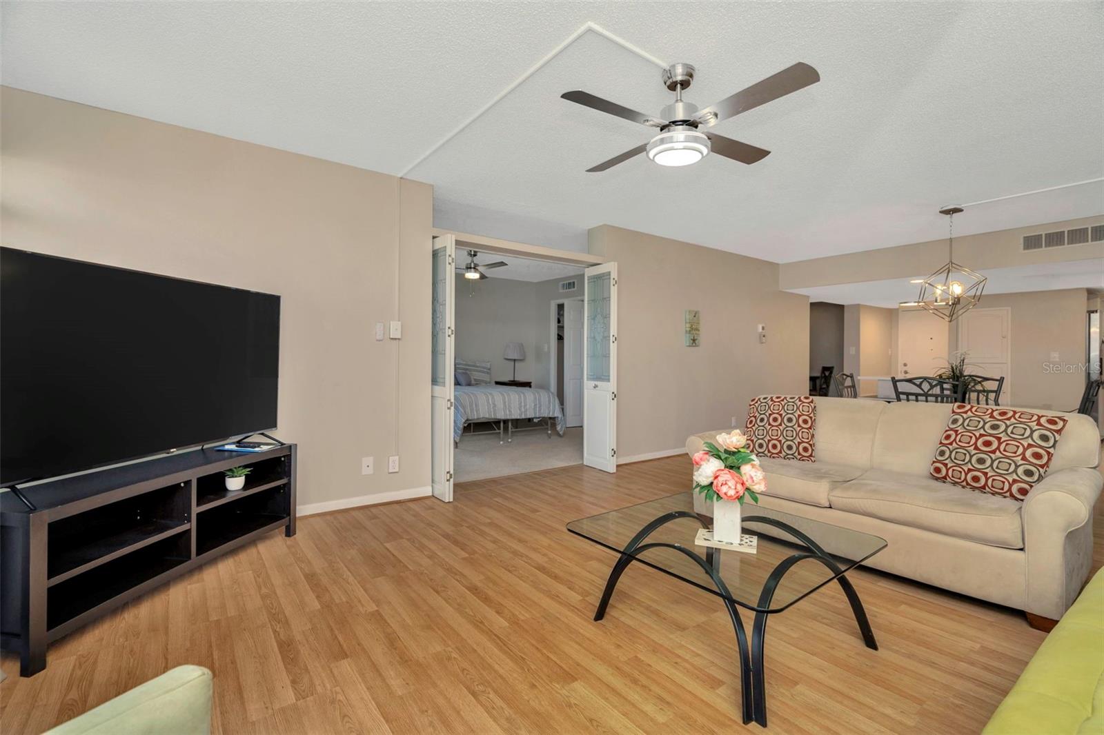 BAY ISLAND GROUP 1 - Residential Lease