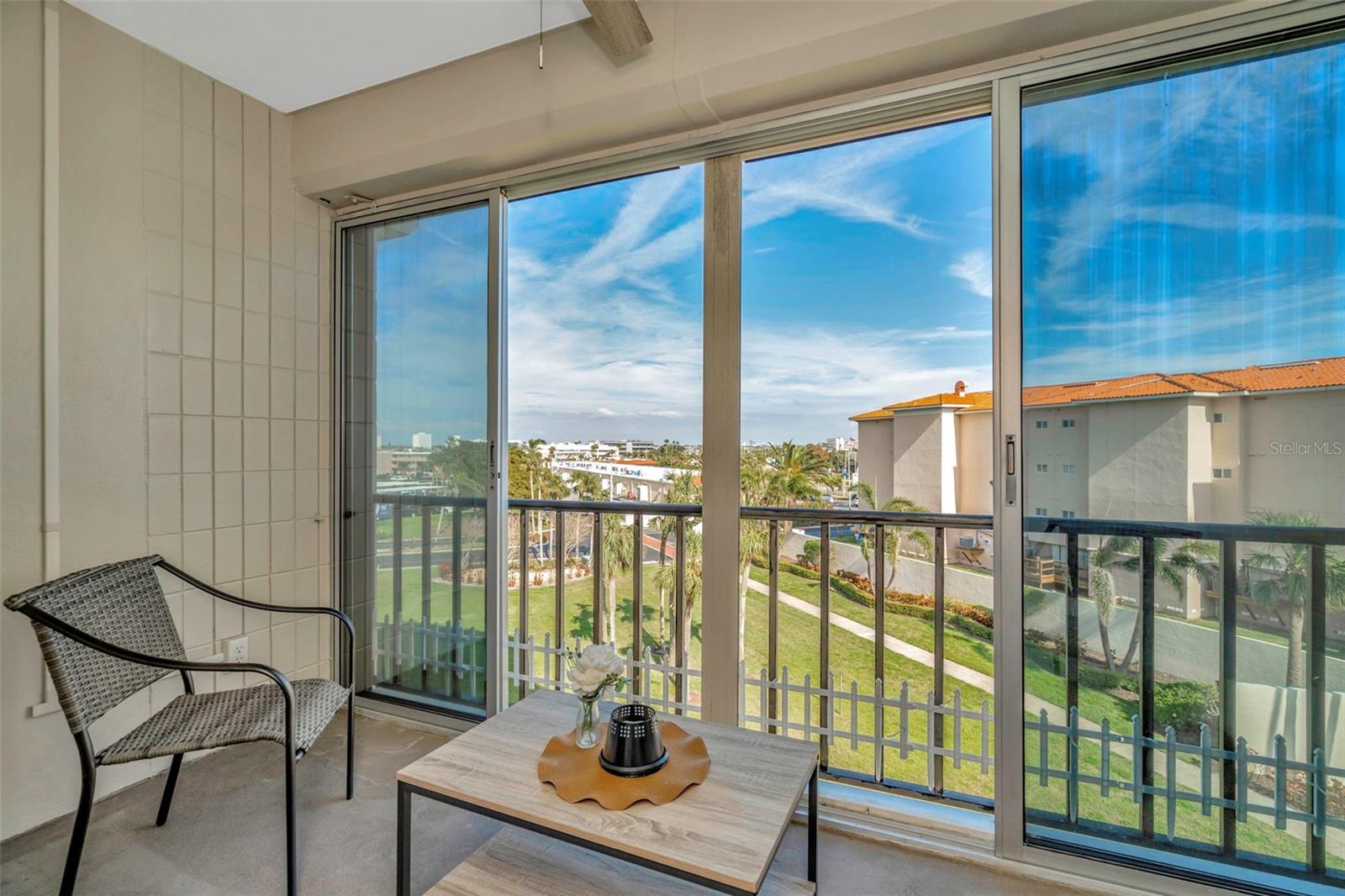 BAY ISLAND GROUP 1 - Residential Lease