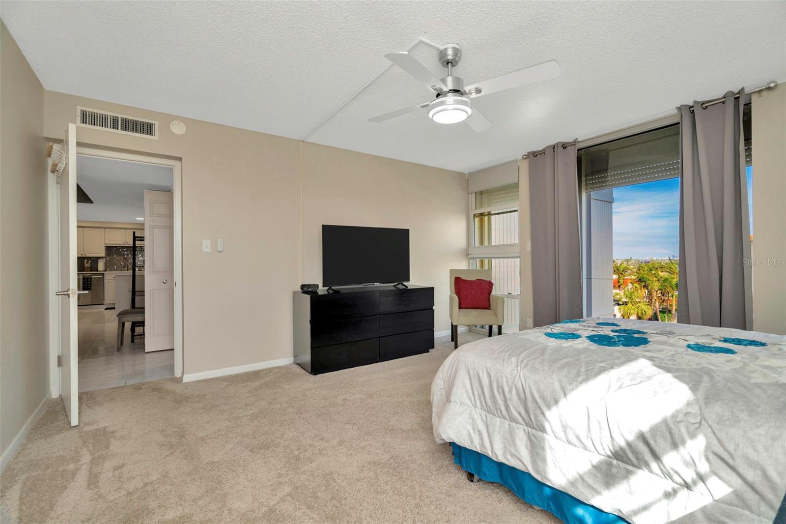 BAY ISLAND GROUP 1 - Residential Lease