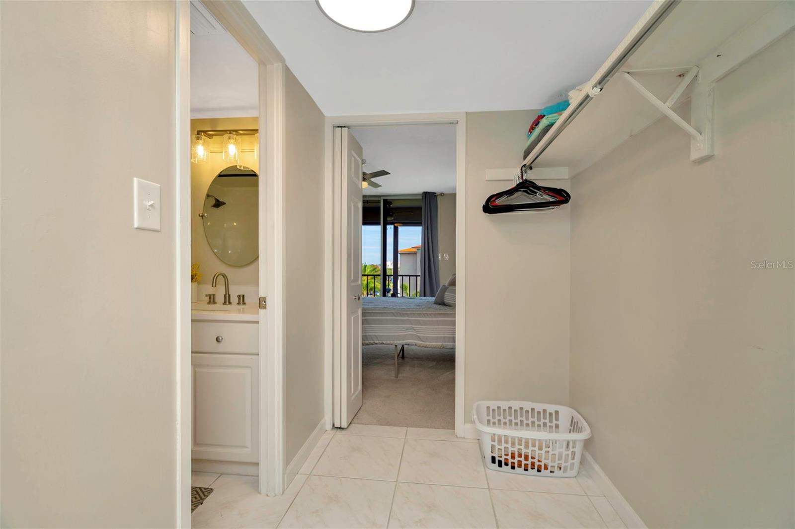 BAY ISLAND GROUP 1 - Residential Lease