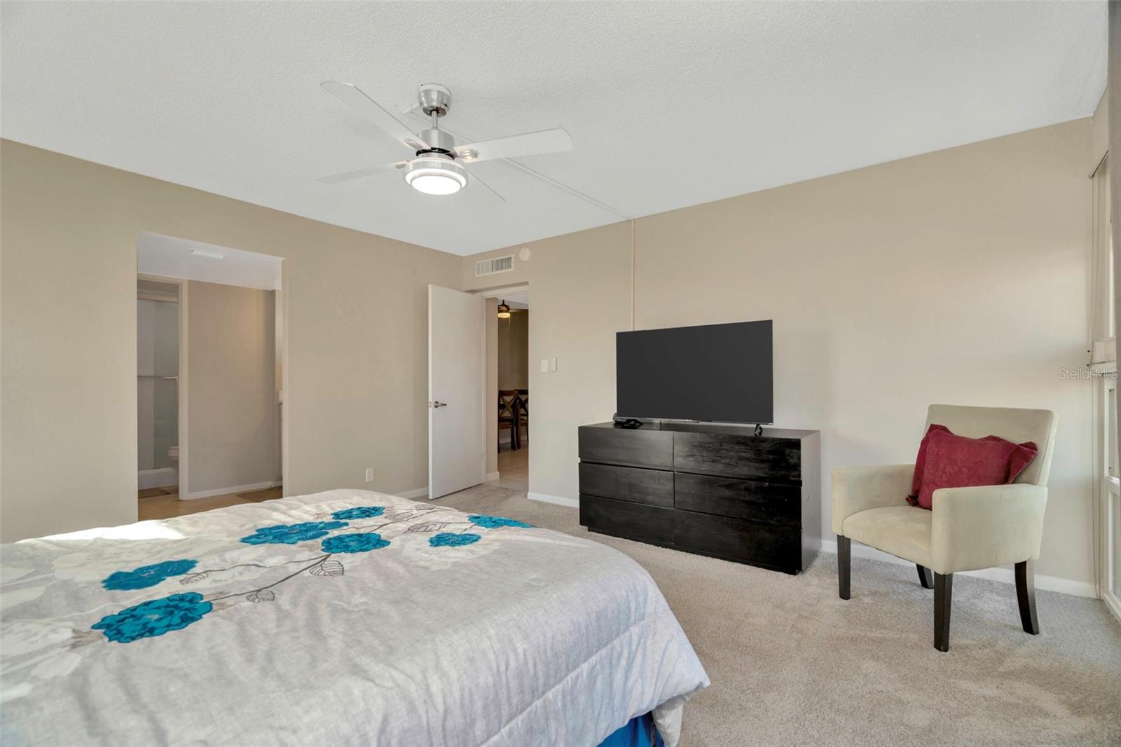 BAY ISLAND GROUP 1 - Residential Lease