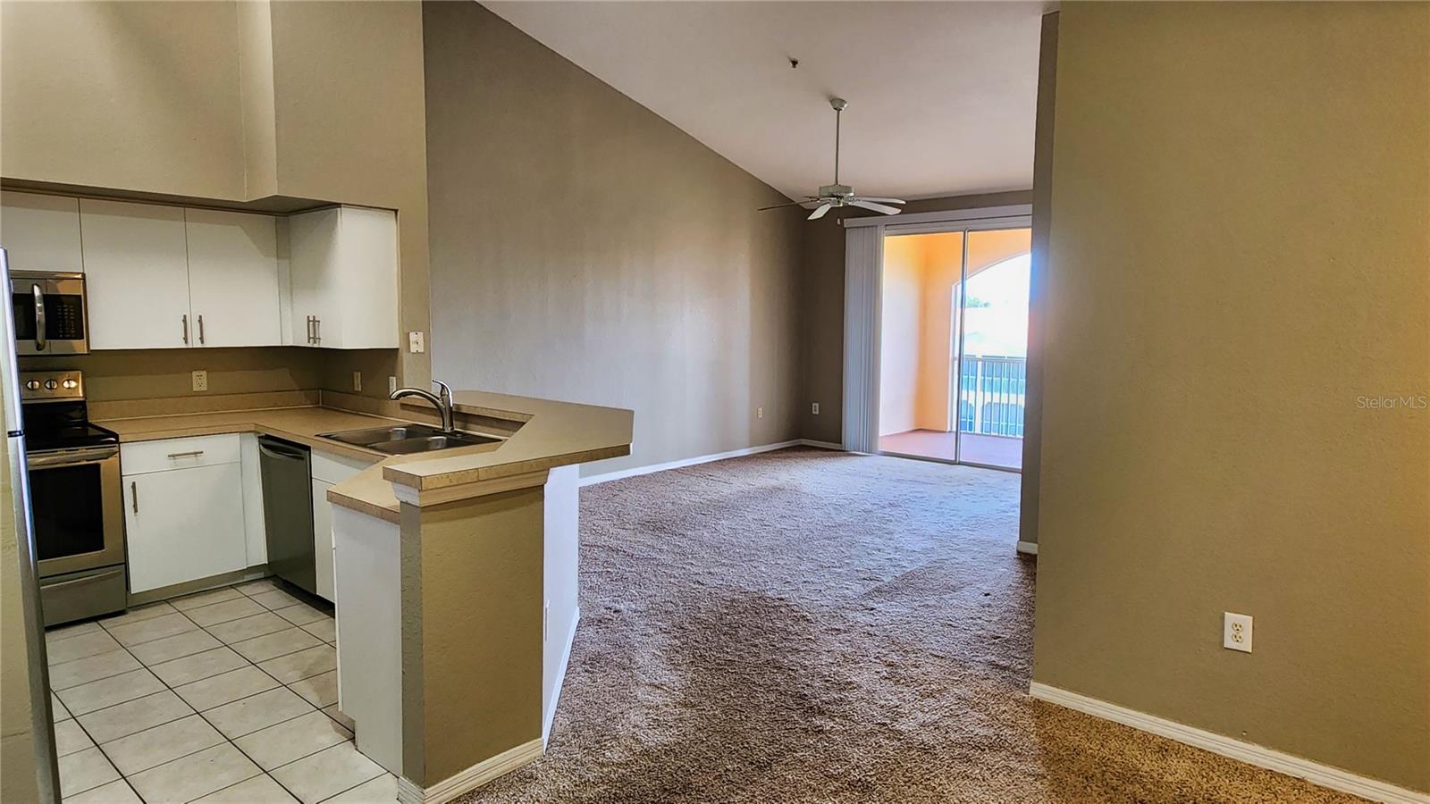 BELLA VILLINO VI - Residential Lease