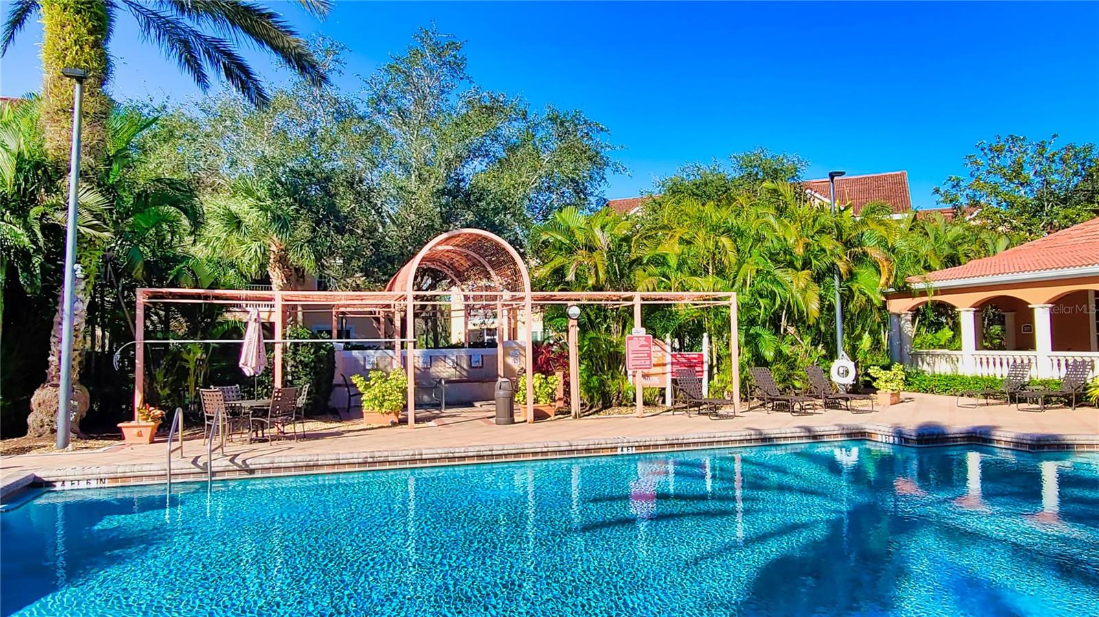 BELLA VILLINO VI - Residential Lease