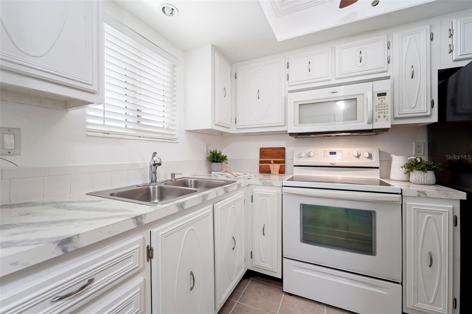 ASBURY ARMS CONDO - Residential