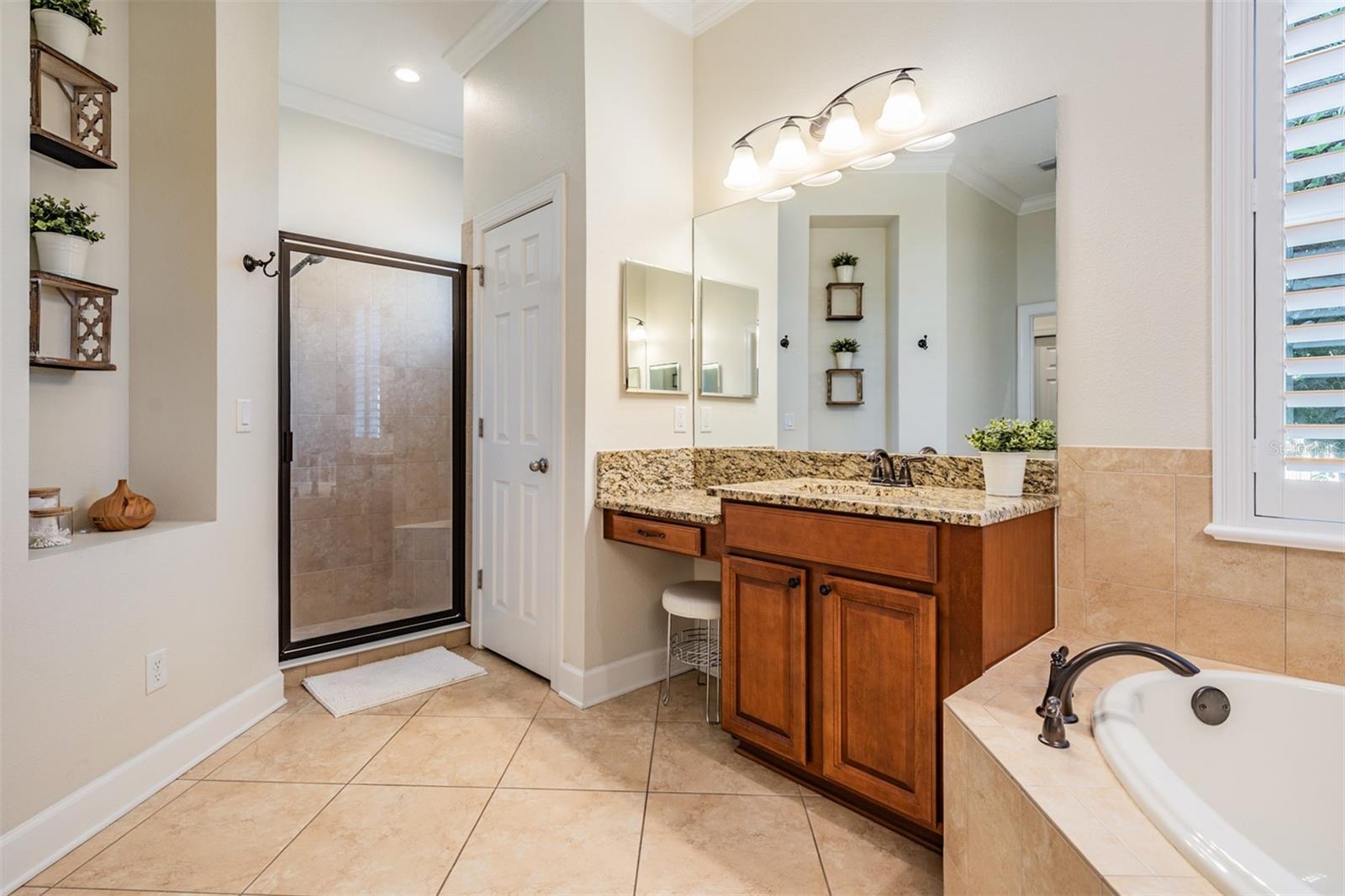 LAKE THOMAS POINTE - Residential