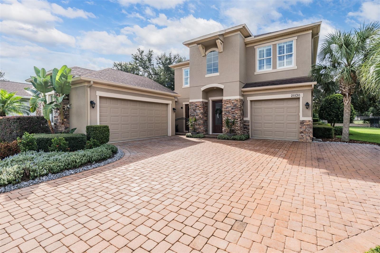 LAKE THOMAS POINTE - Residential