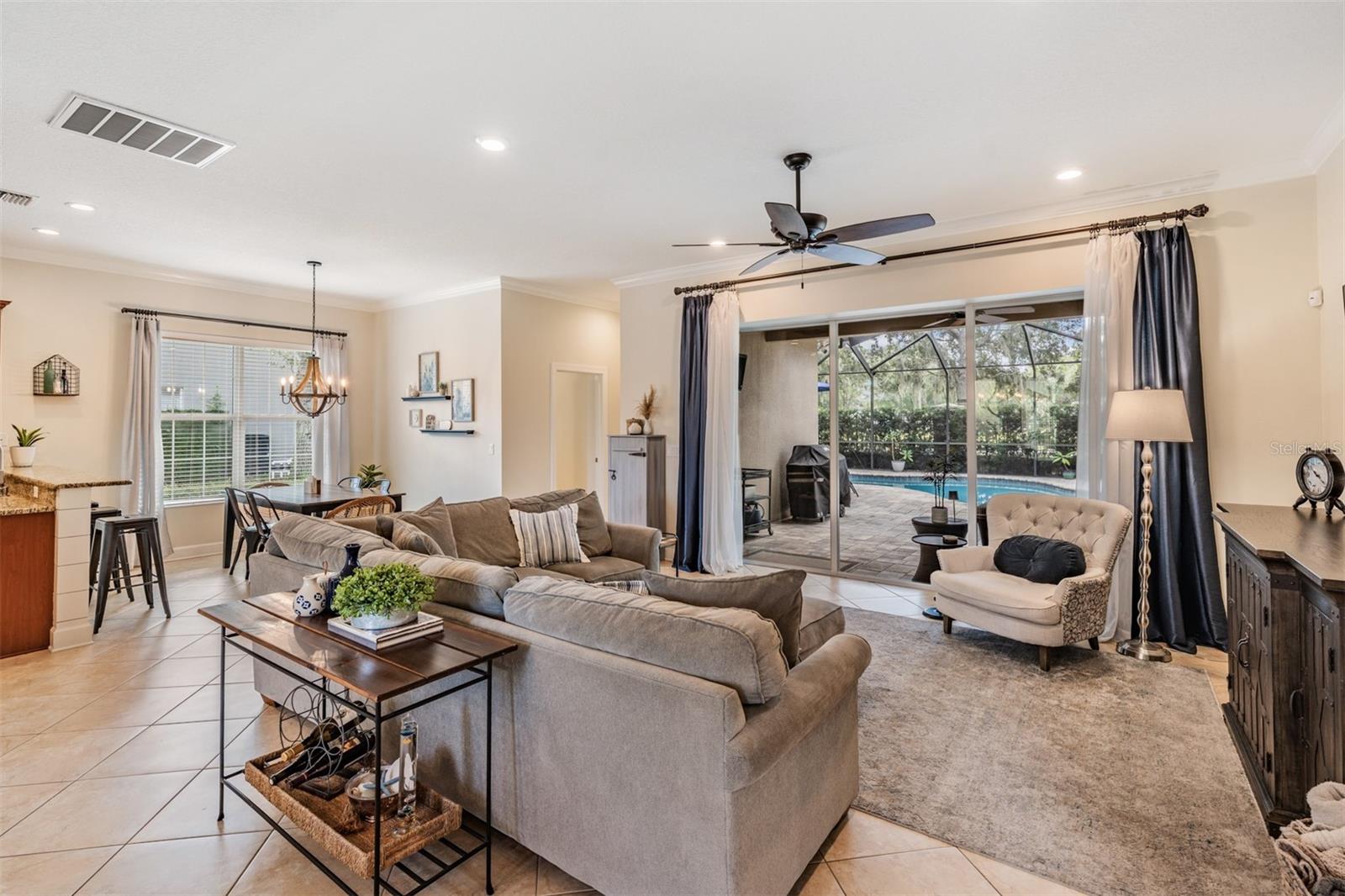 LAKE THOMAS POINTE - Residential