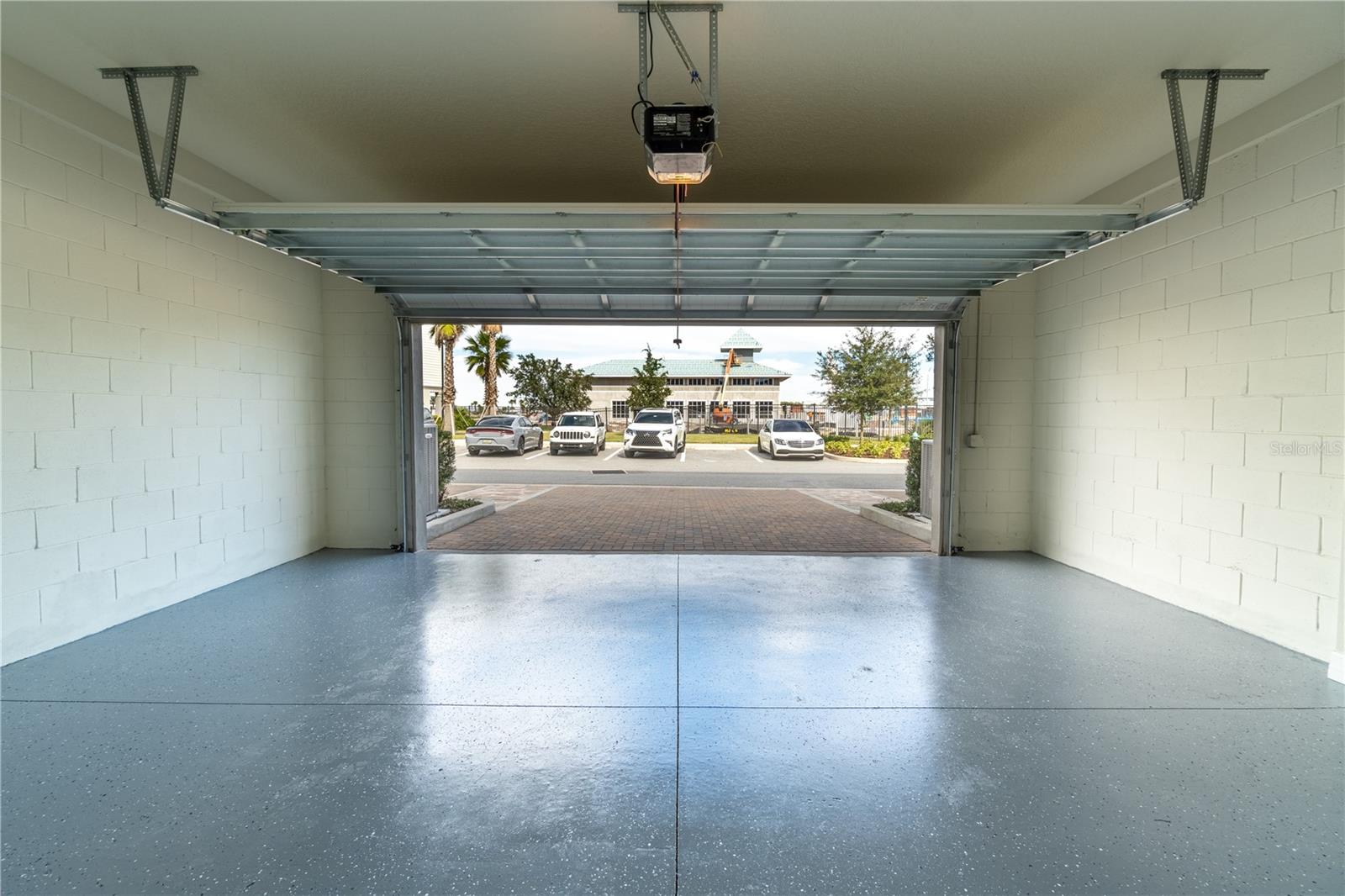 OVERLOOK/RUBY LAKE - Residential