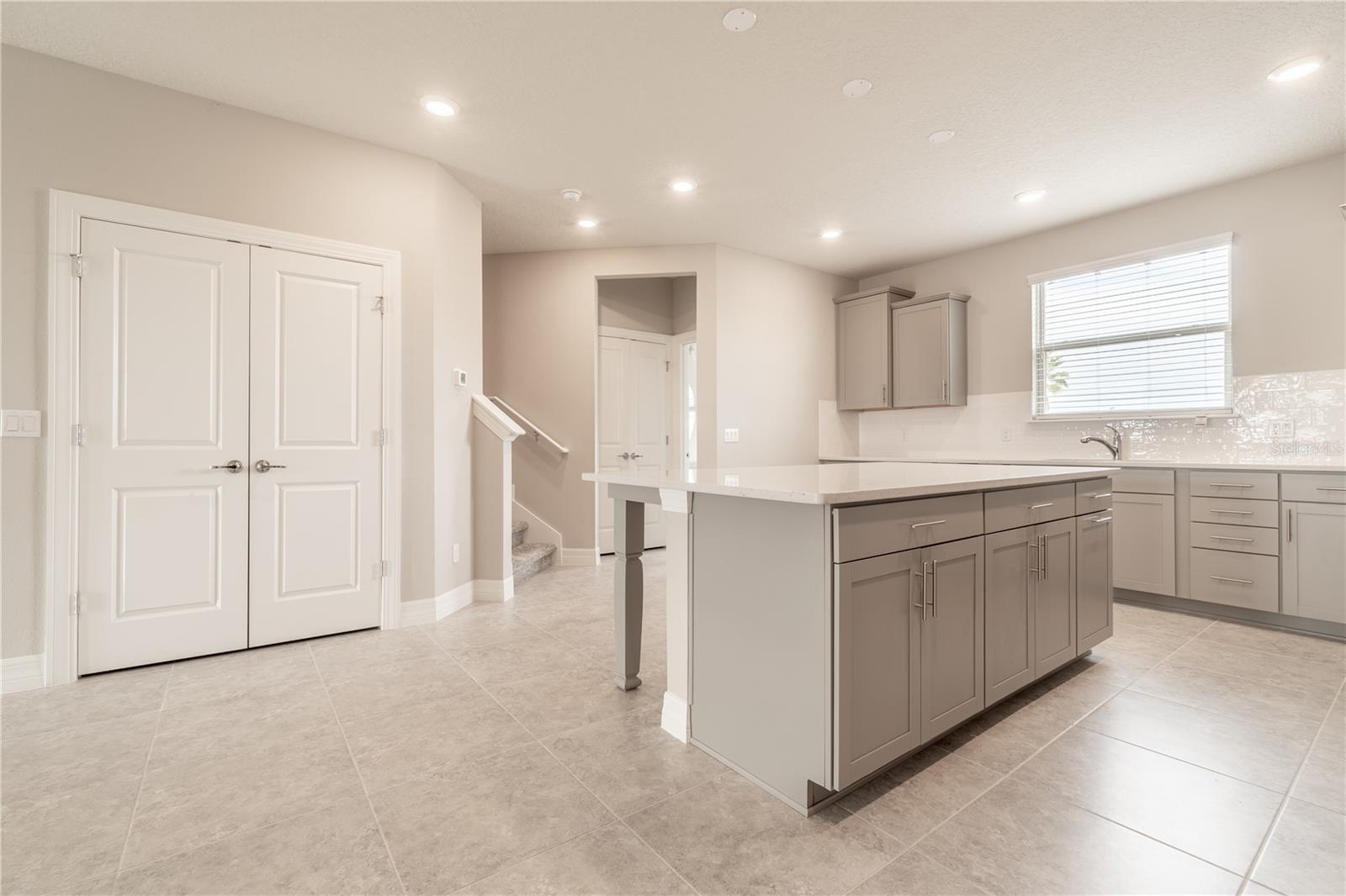 OVERLOOK/RUBY LAKE - Residential