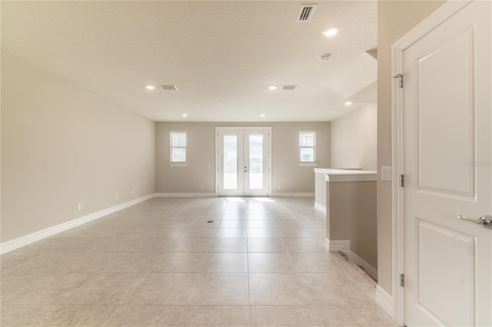 OVERLOOK/RUBY LAKE - Residential