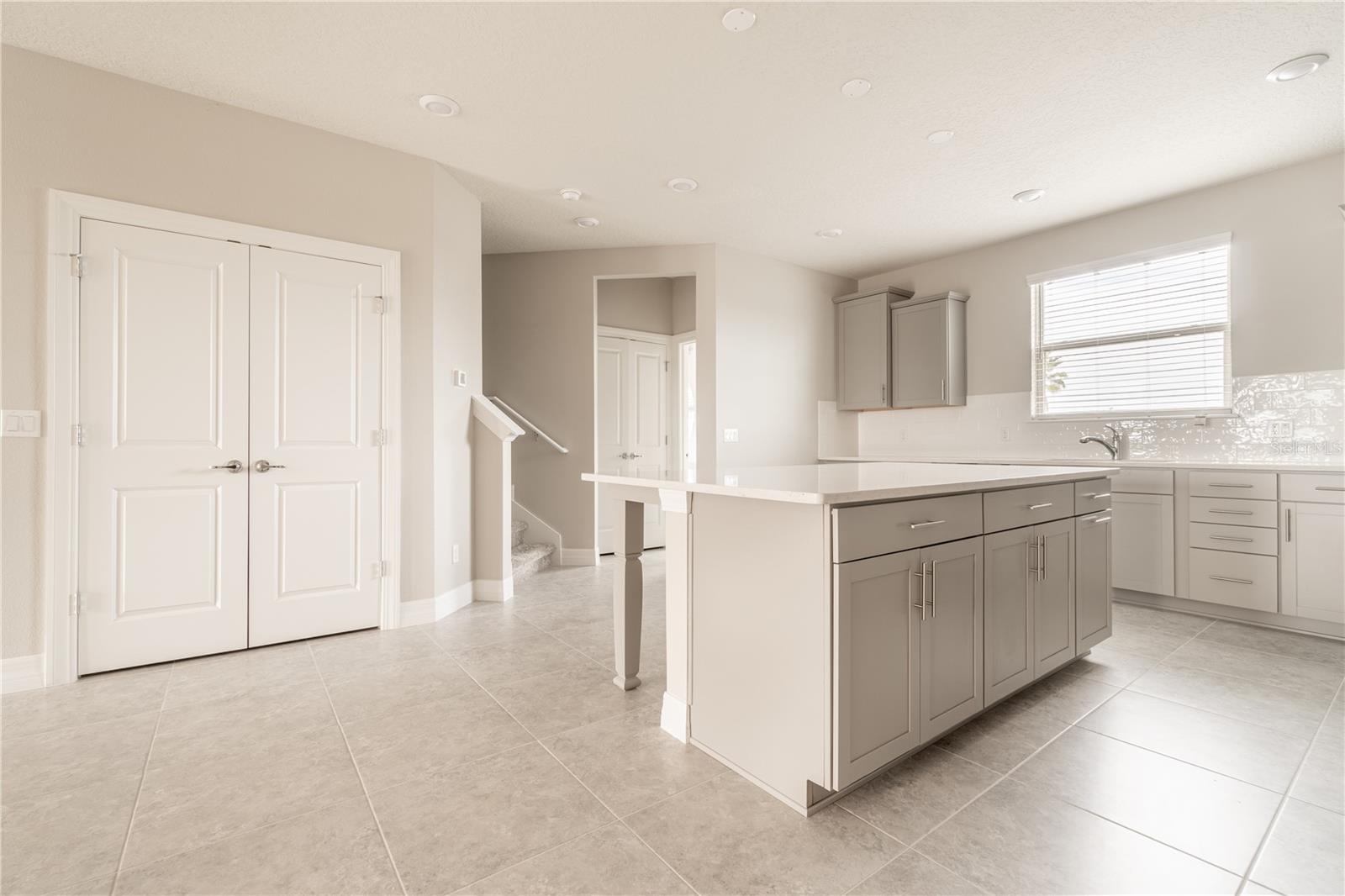 OVERLOOK/RUBY LAKE - Residential