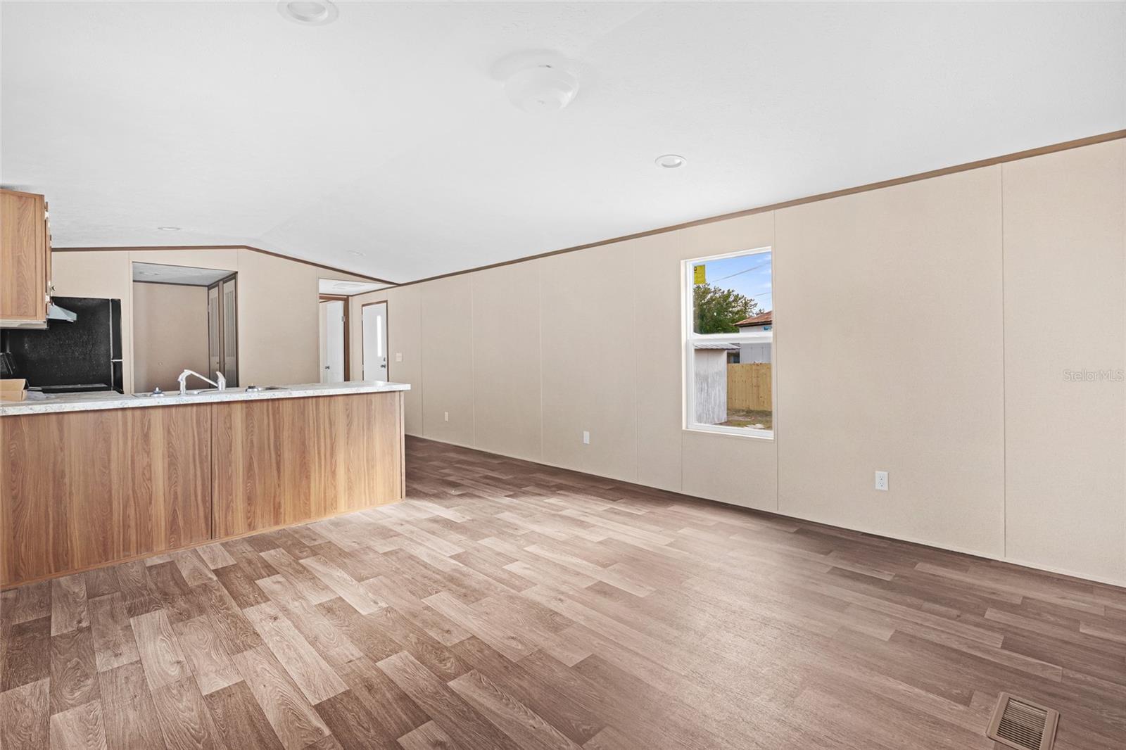 HICKORY HILL - Residential