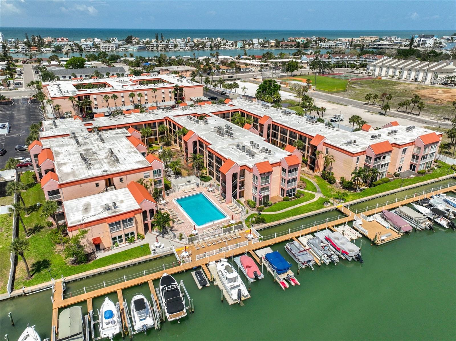 BOCA SHORES CONDO - Residential