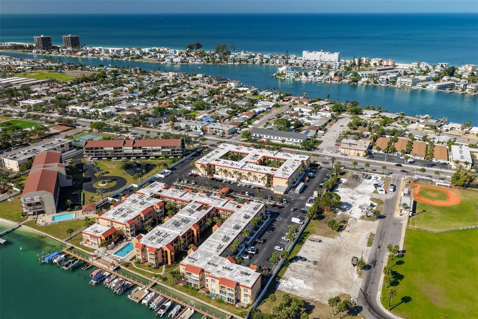 BOCA SHORES CONDO - Residential