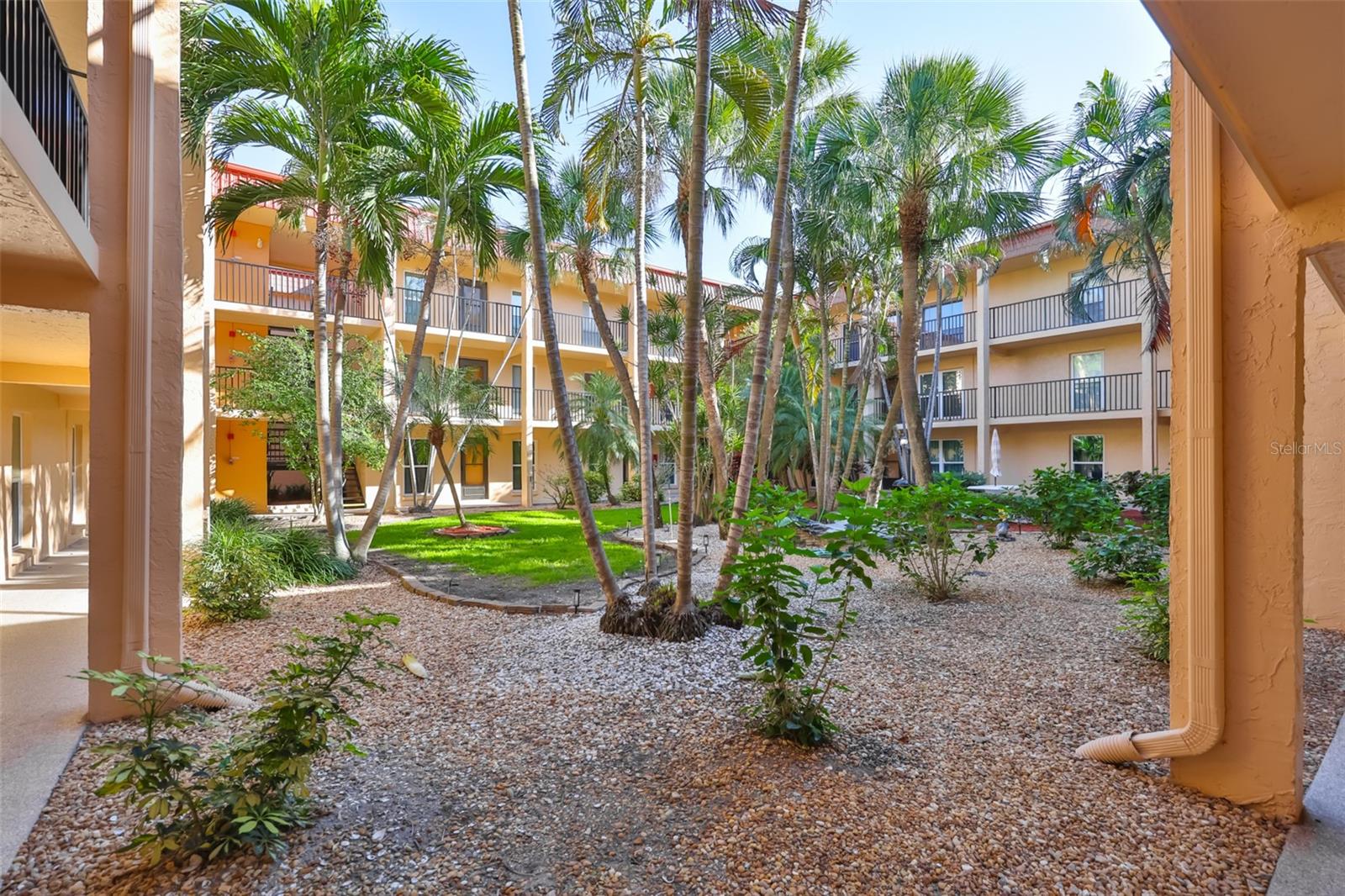 BOCA SHORES CONDO - Residential