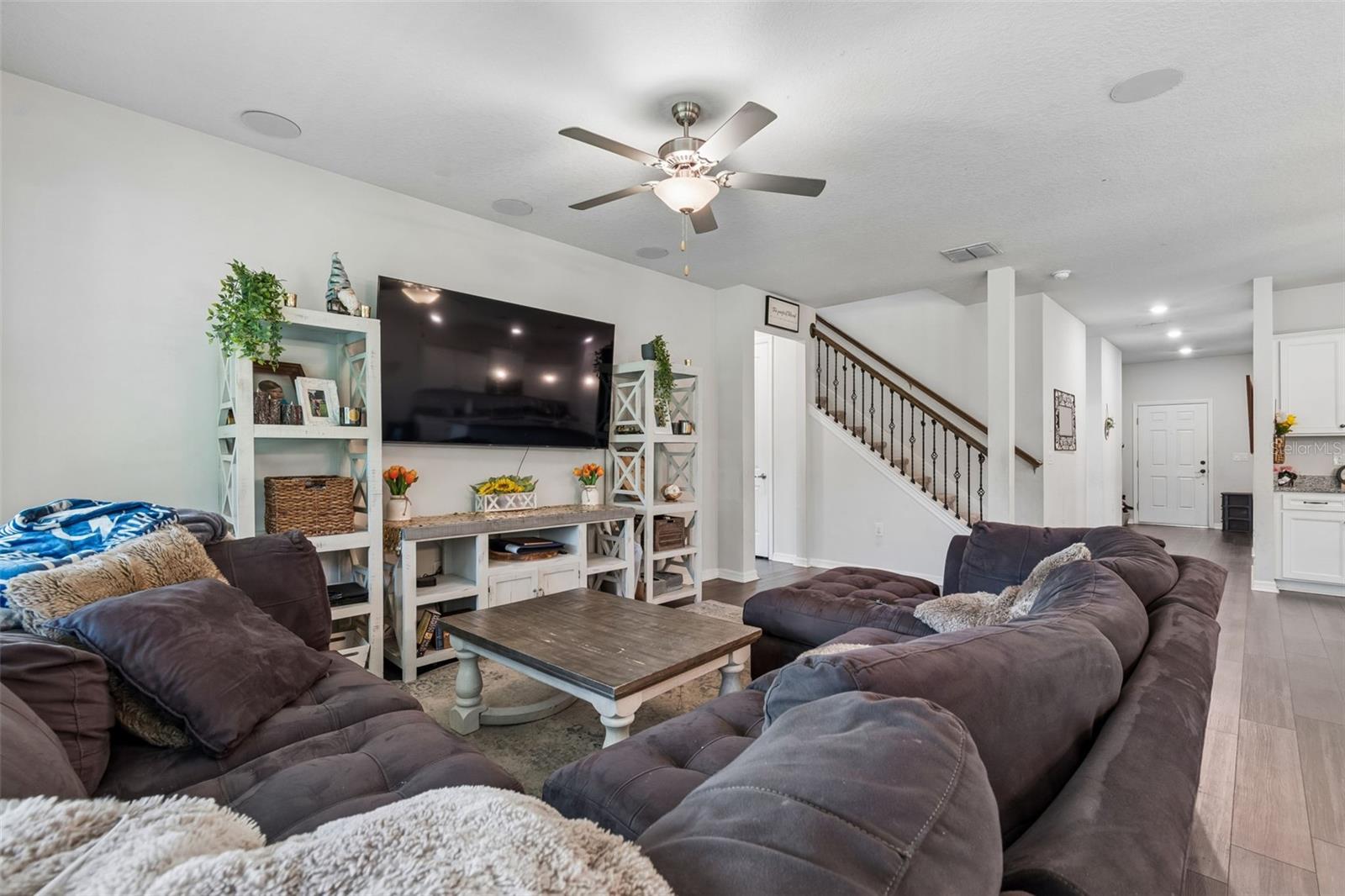 EPPERSON RANCH SOUTH PH 3B & 3 - Residential