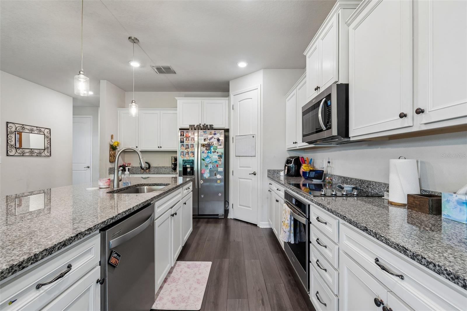 EPPERSON RANCH SOUTH PH 3B & 3 - Residential