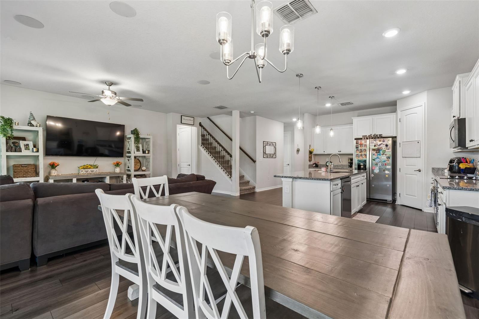 EPPERSON RANCH SOUTH PH 3B & 3 - Residential