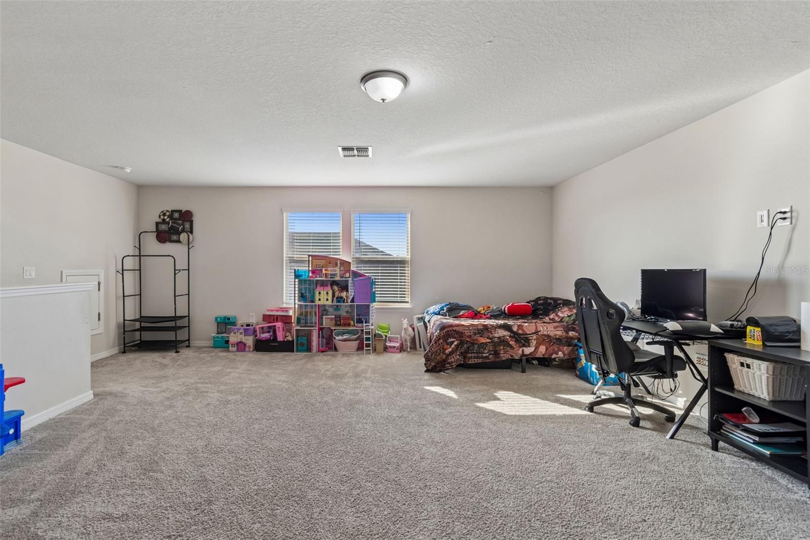 EPPERSON RANCH SOUTH PH 3B & 3 - Residential