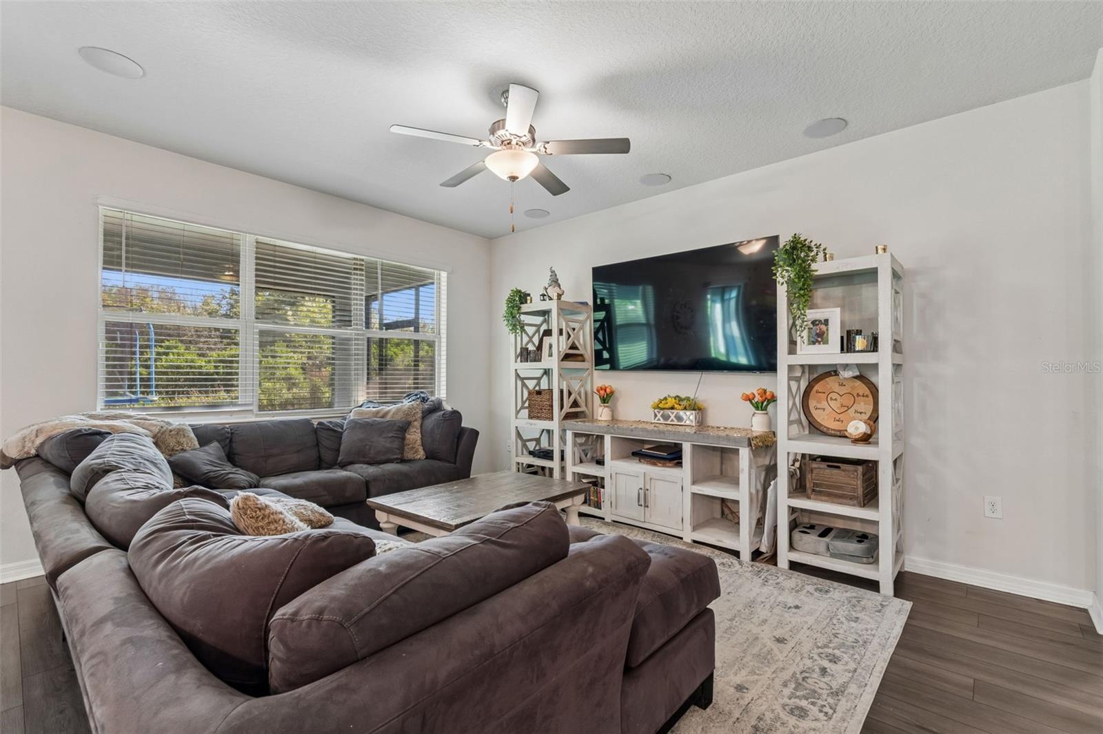 EPPERSON RANCH SOUTH PH 3B & 3 - Residential