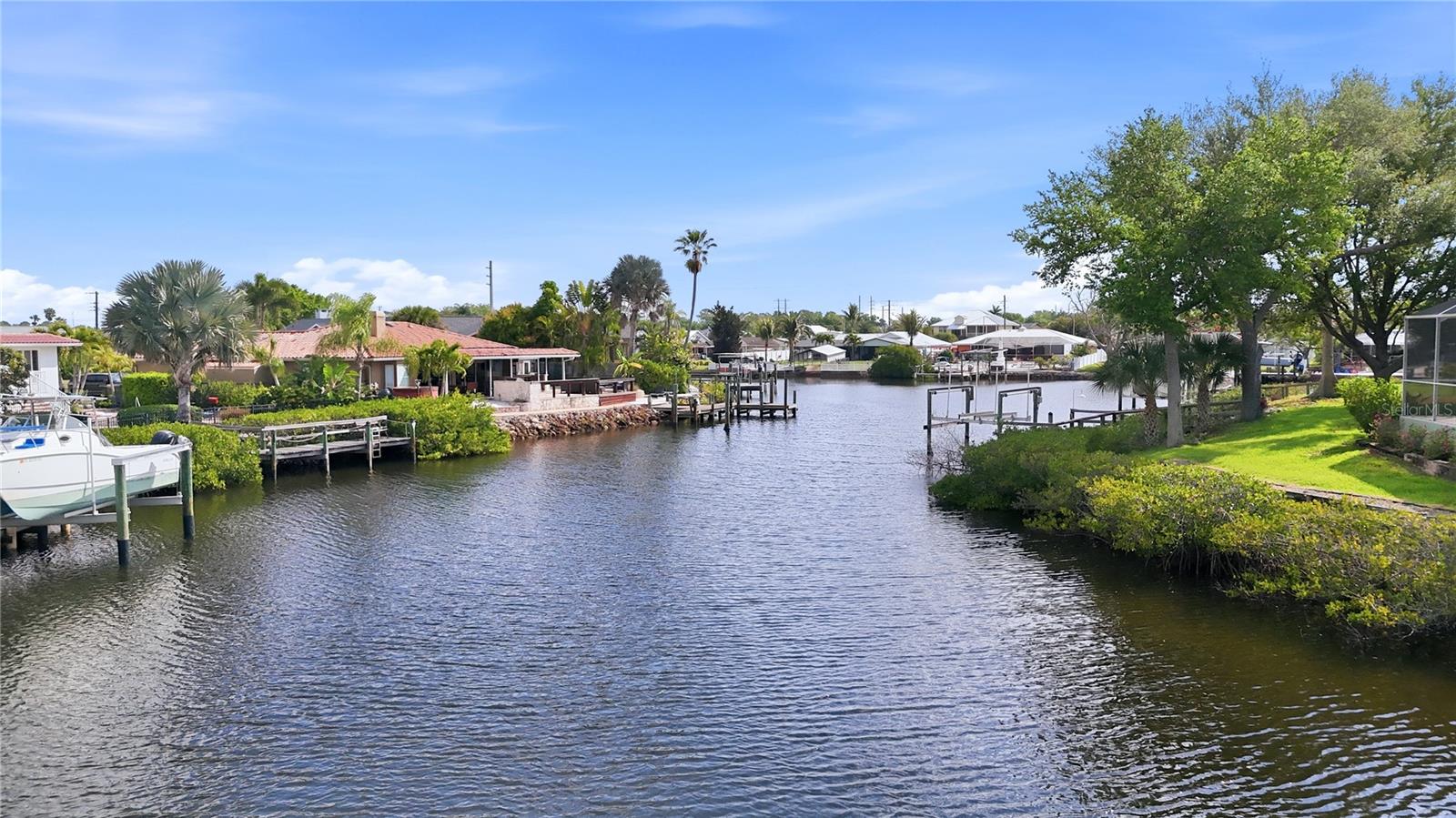 WATERFRONT ESTATES - Residential