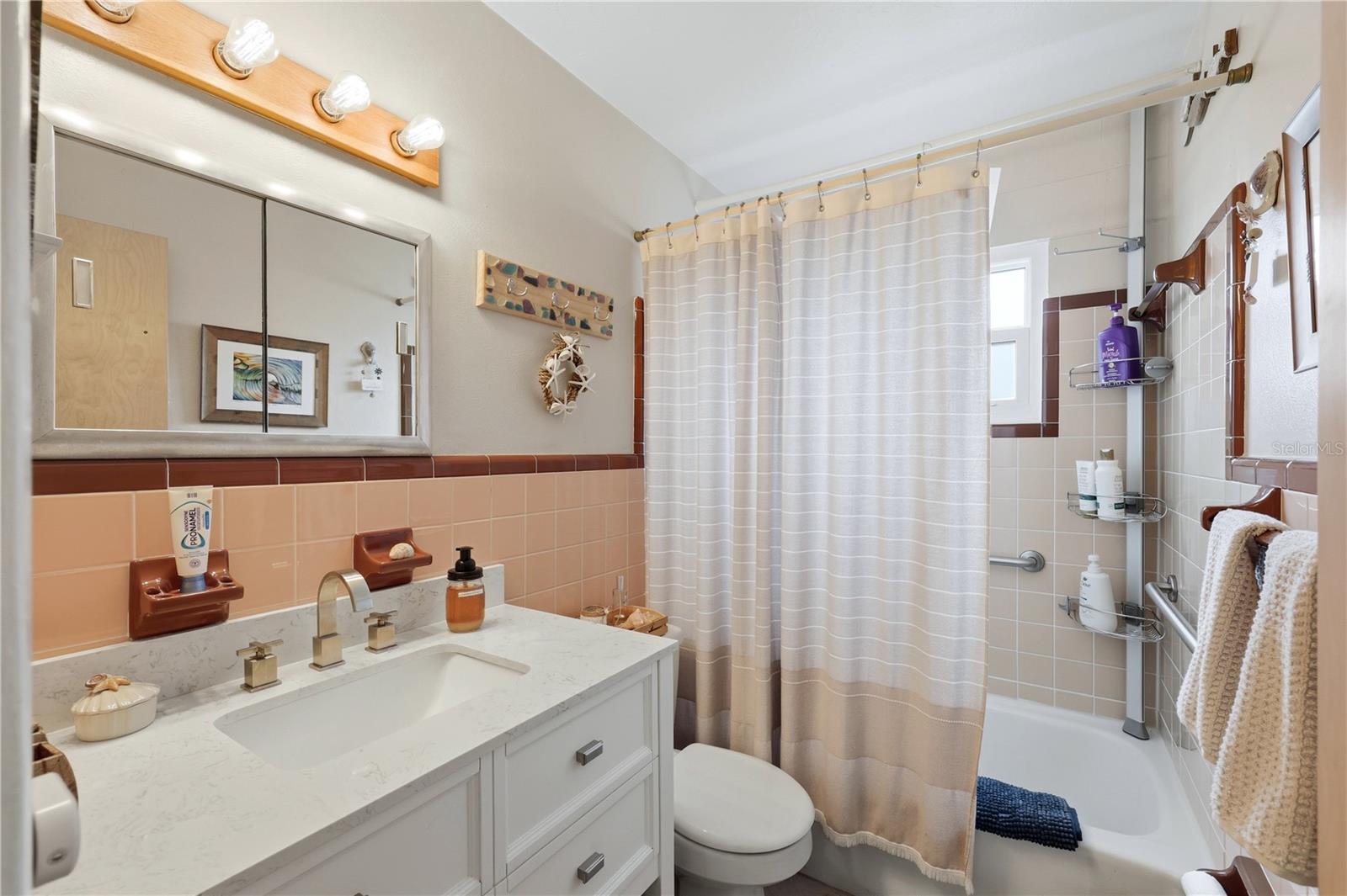 WATERFRONT ESTATES - Residential