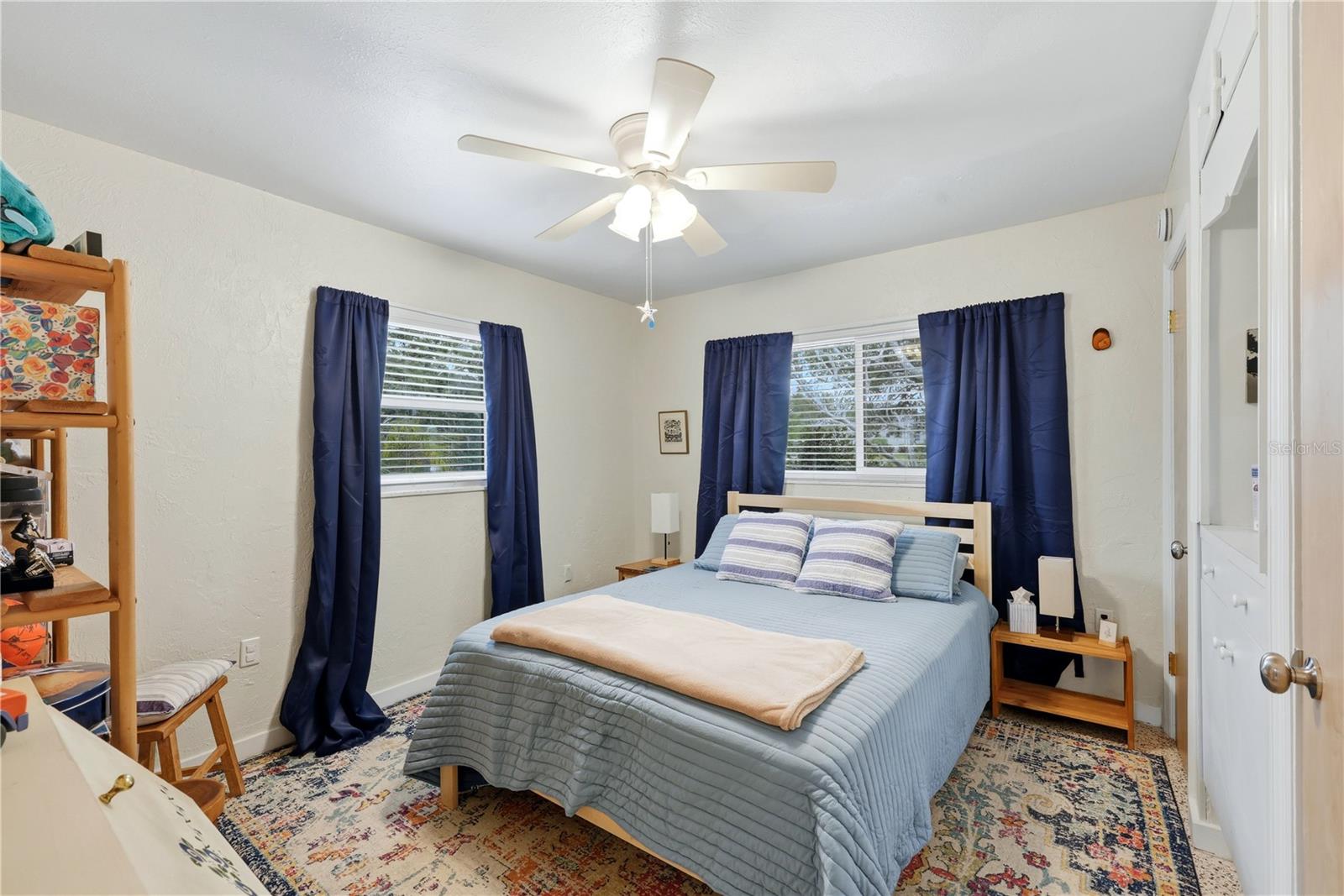 WATERFRONT ESTATES - Residential