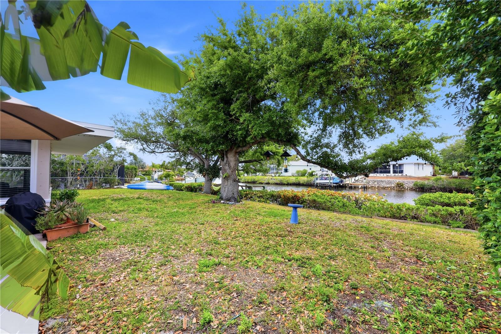 WATERFRONT ESTATES - Residential